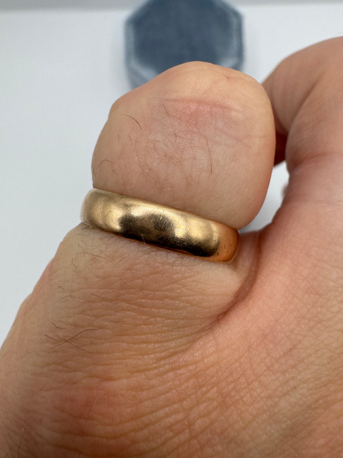Antique 9ct rose gold band