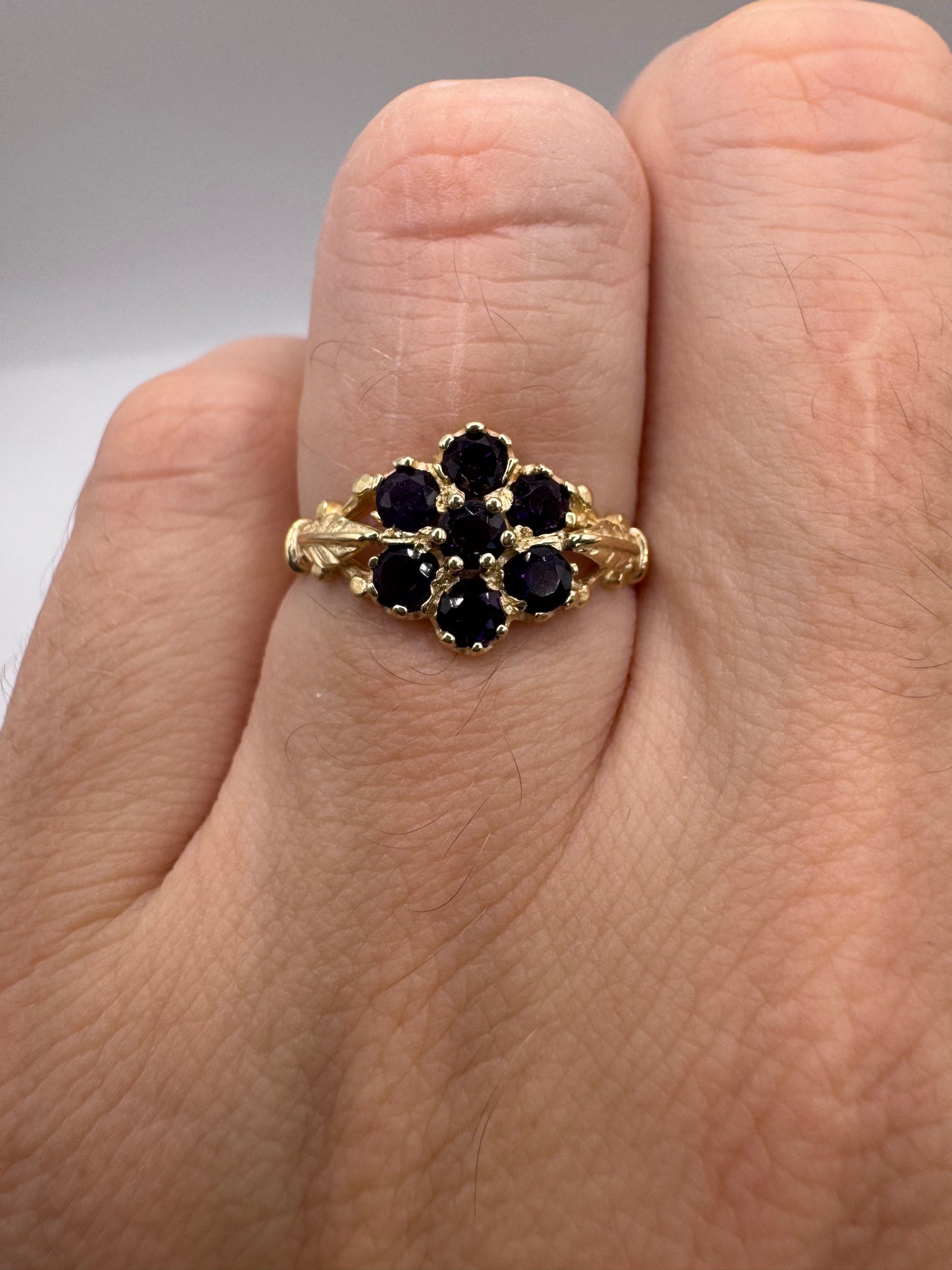 9ct gold amethyst cluster ring