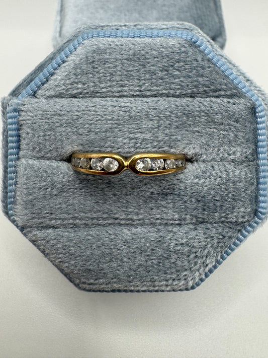 9ct gold cz ring