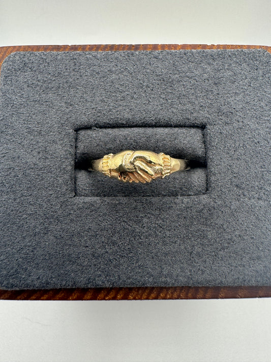 9ct gold Fede ring