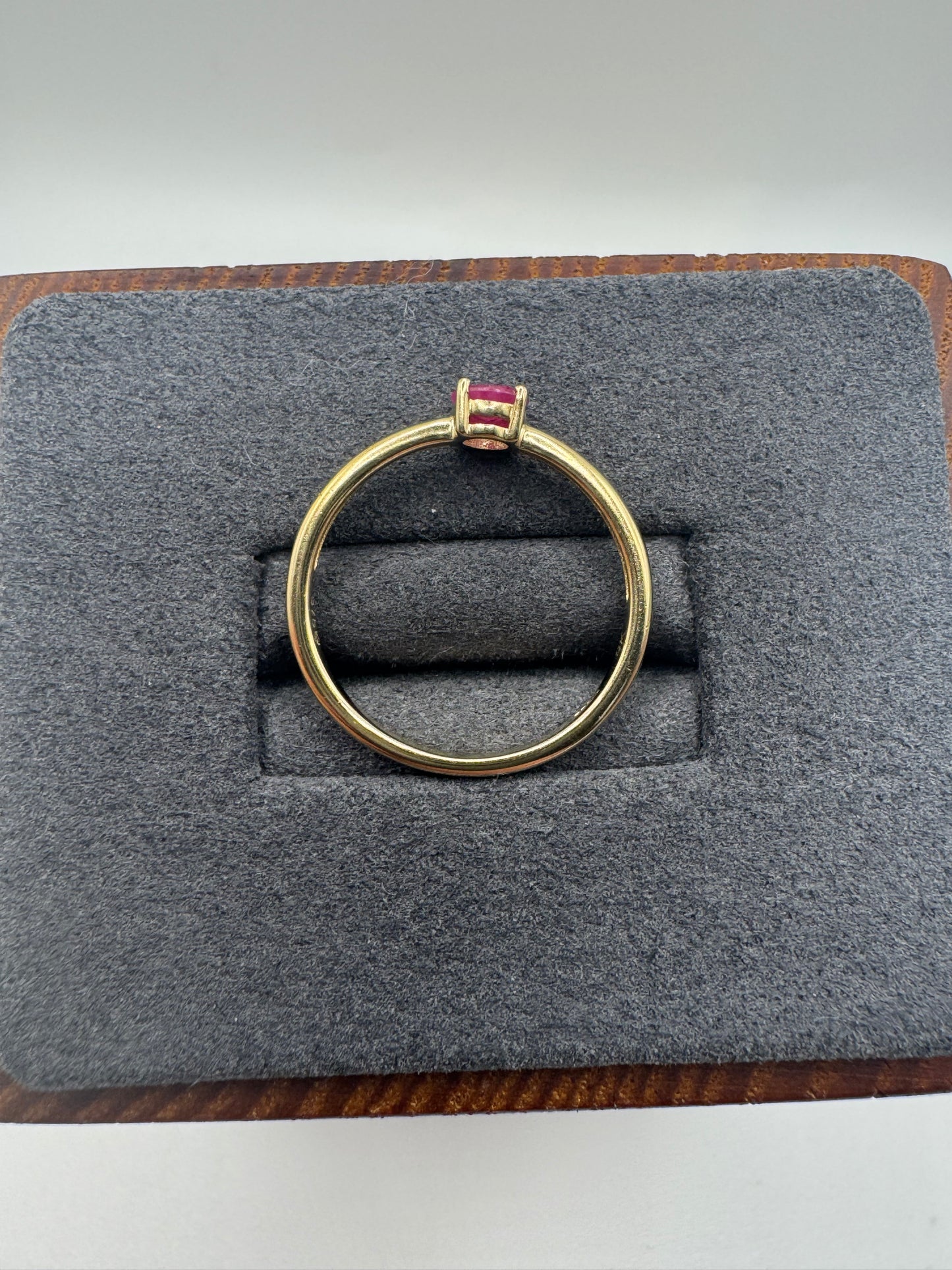 9ct gold ruby ring
