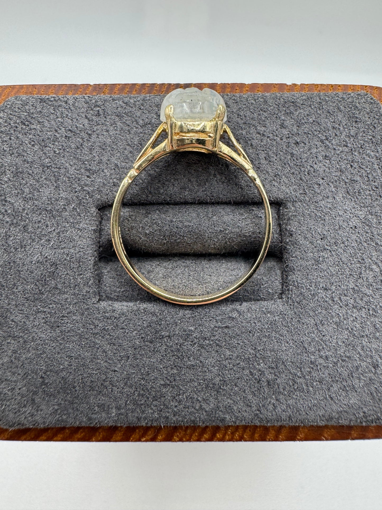 9ct gold man in the moon moonstone ring