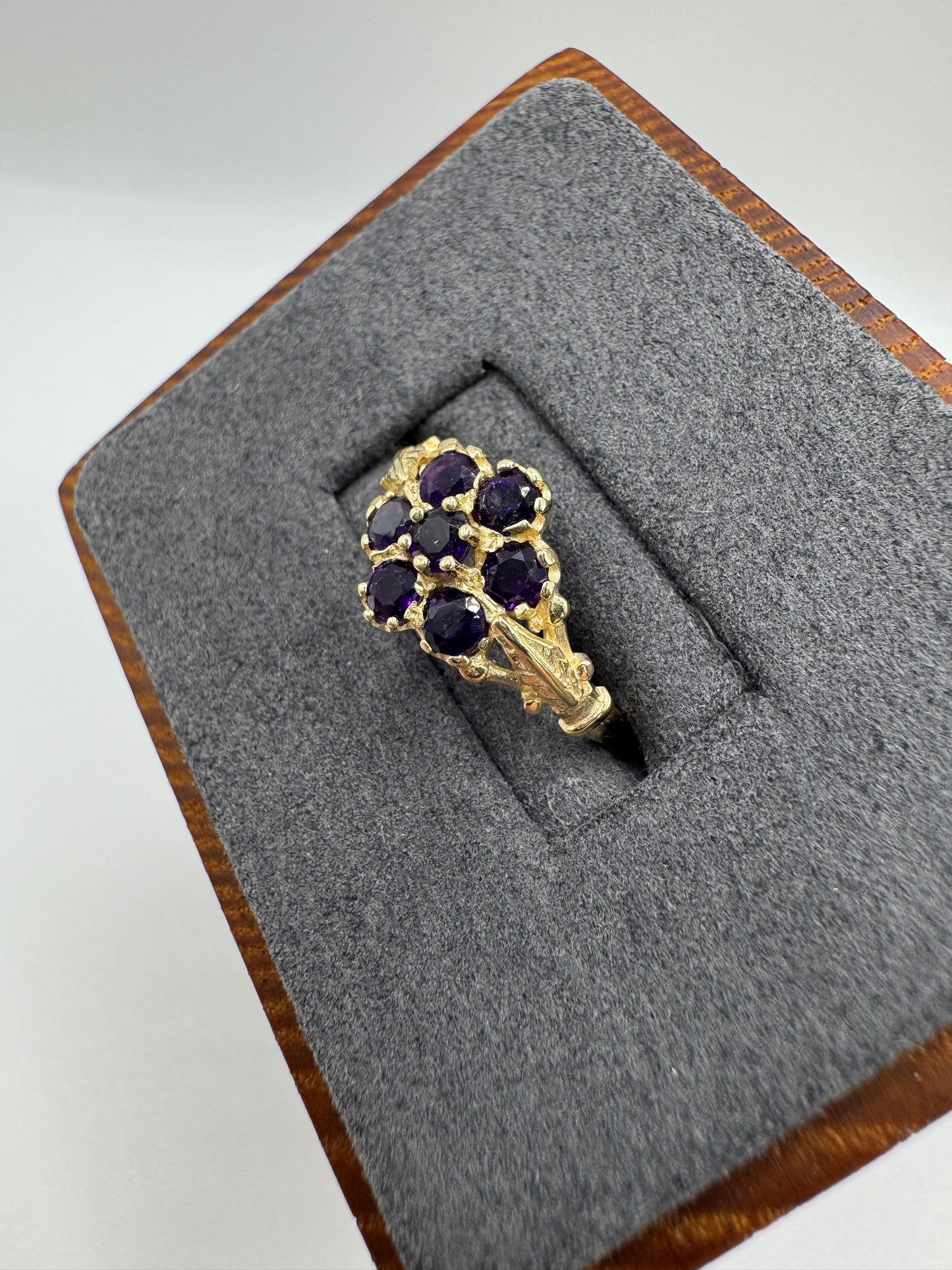 9ct gold amethyst cluster ring