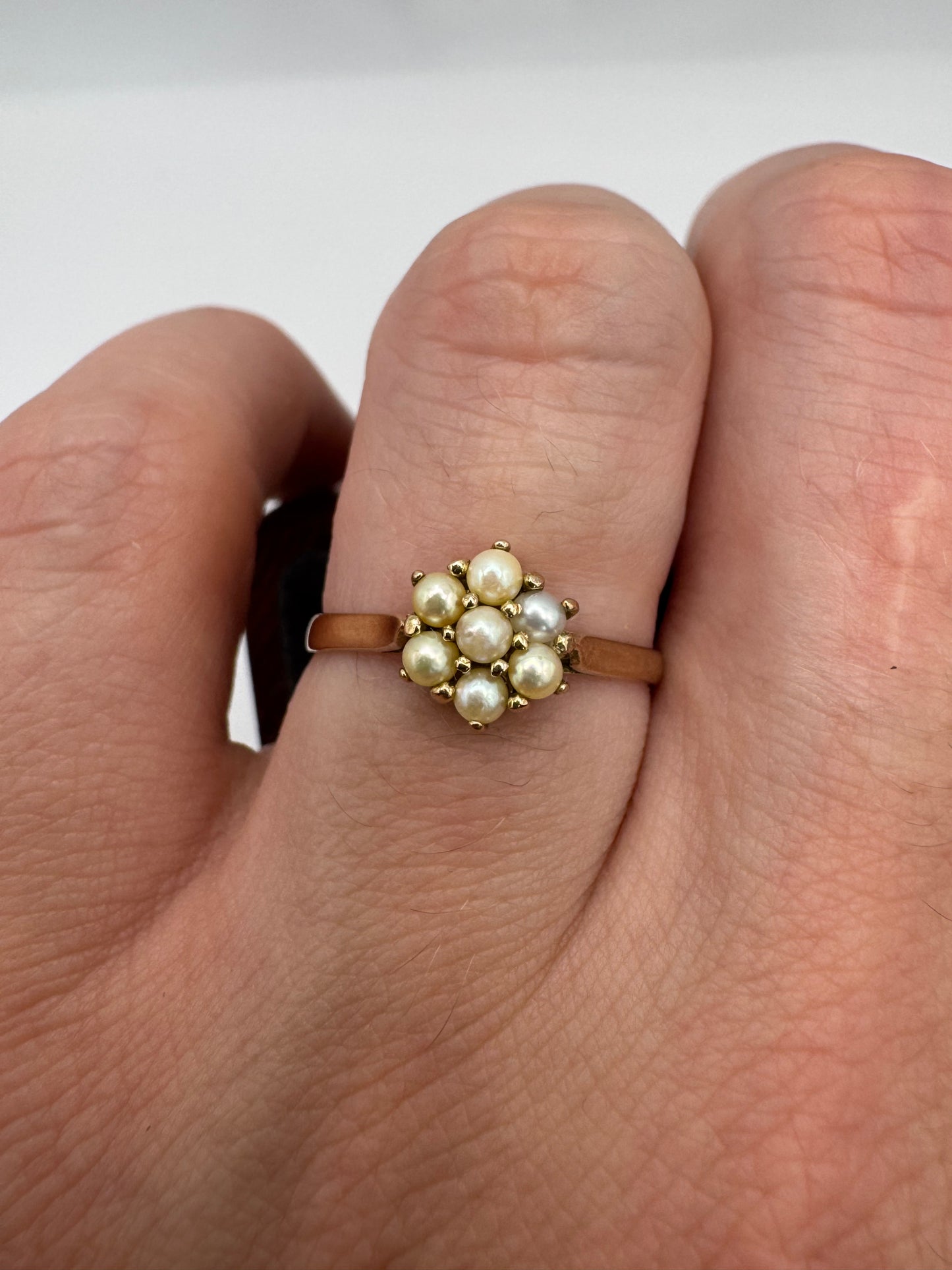 9ct gold pearl cluster ring