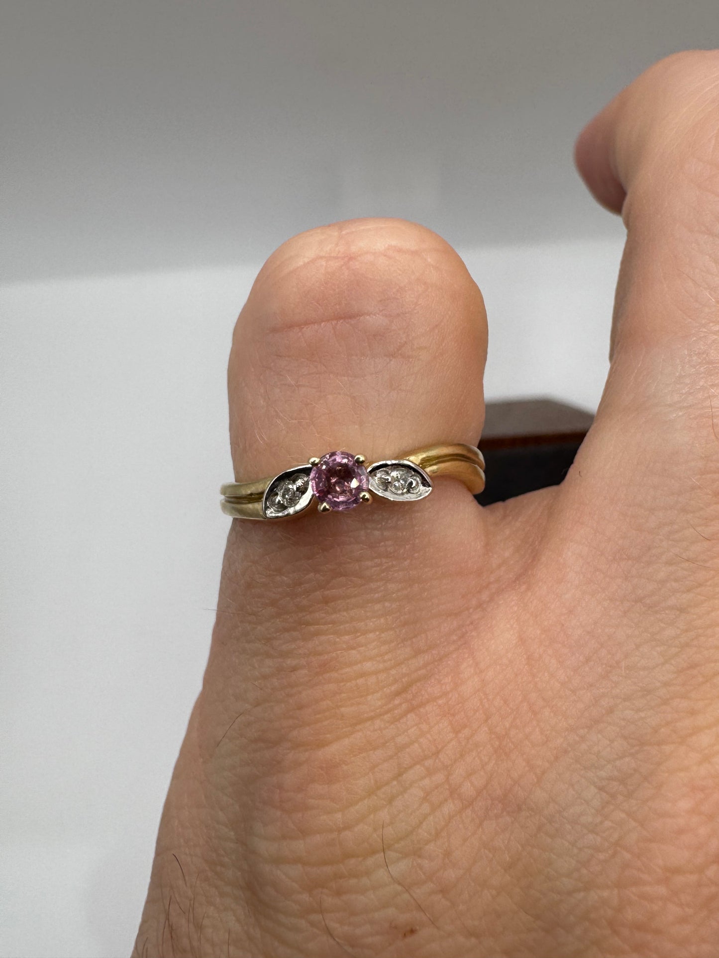9ct gold pink sapphire and diamond ring