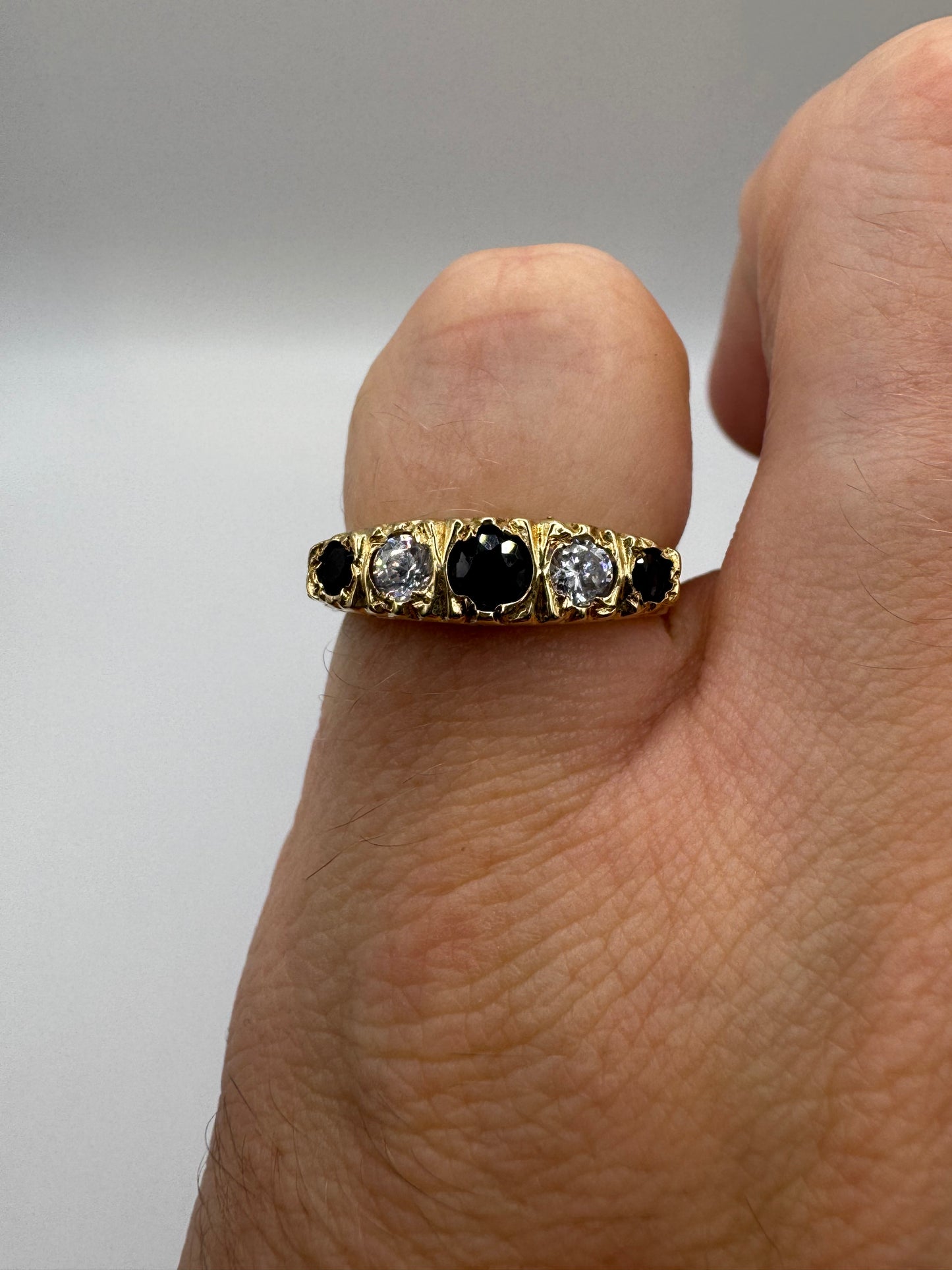 9ct gold sapphire and cz ring