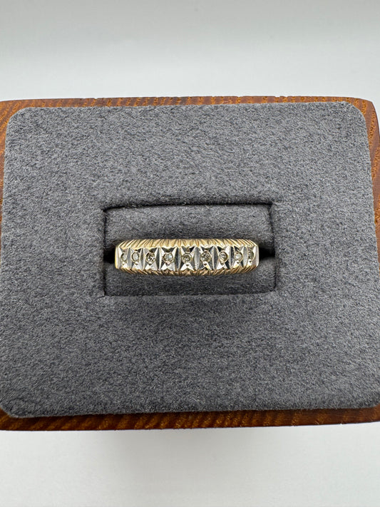 9ct gold diamond ring