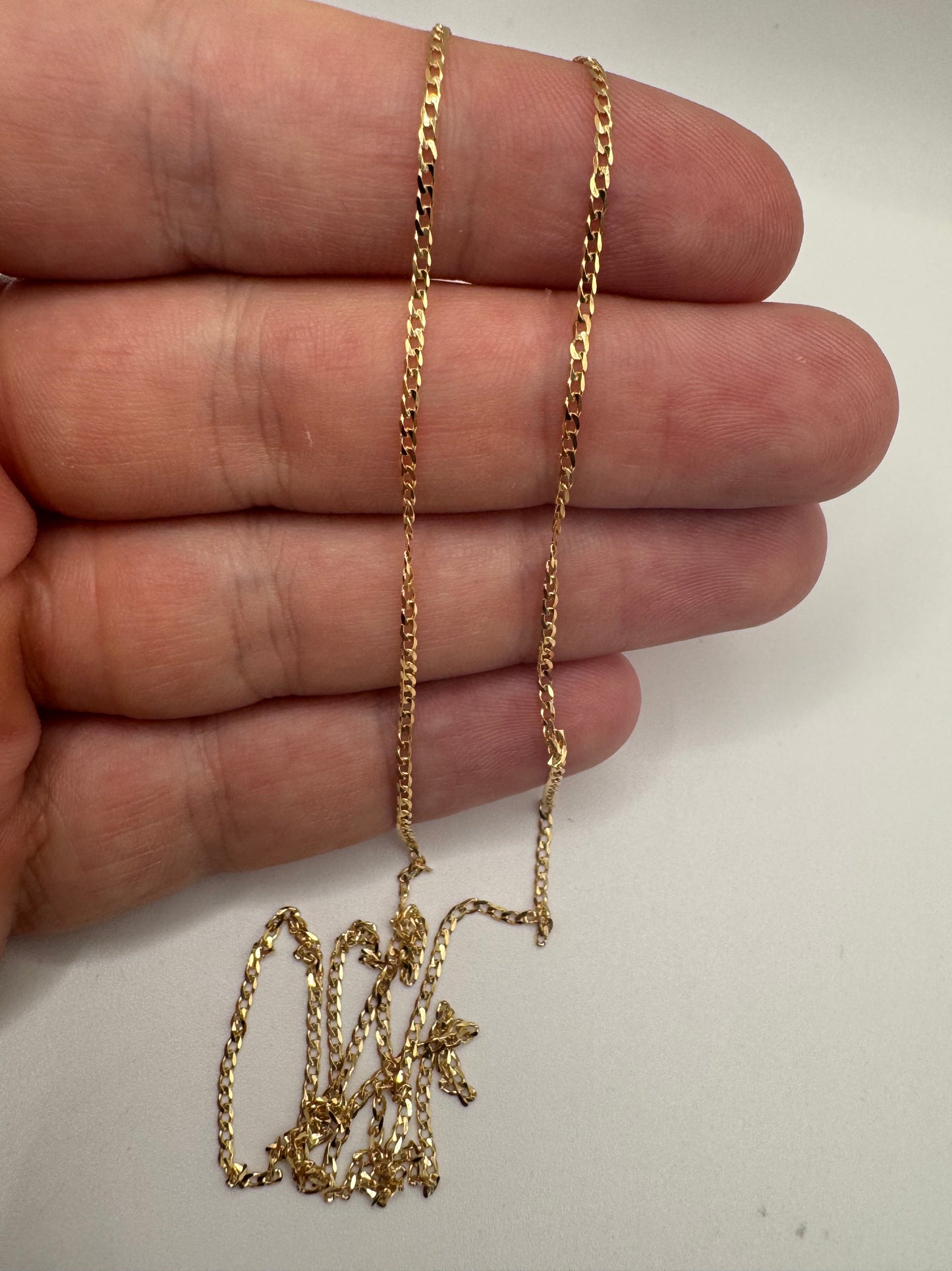 9ct gold curb chain 38