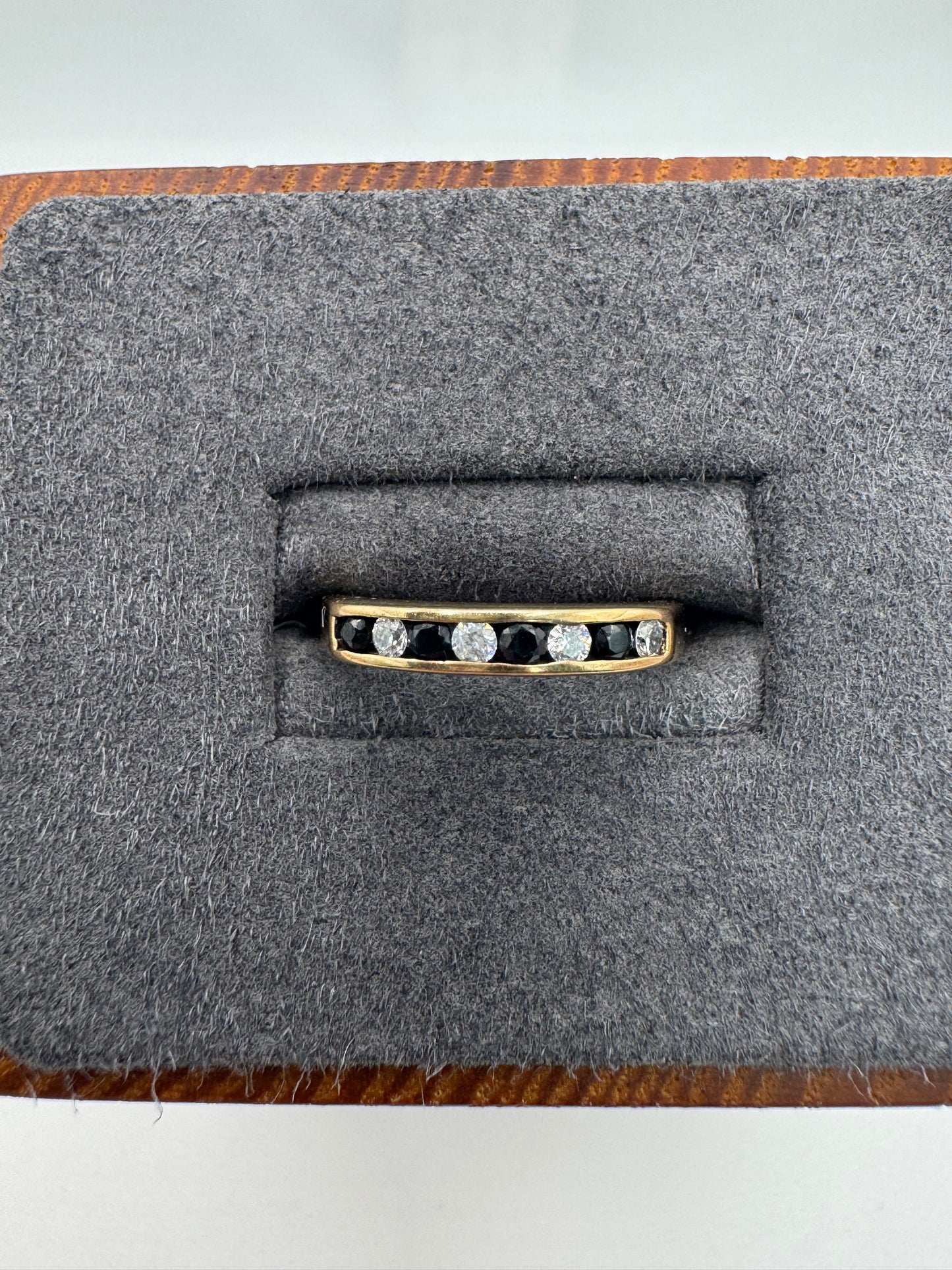 9ct gold sapphire and cz ring