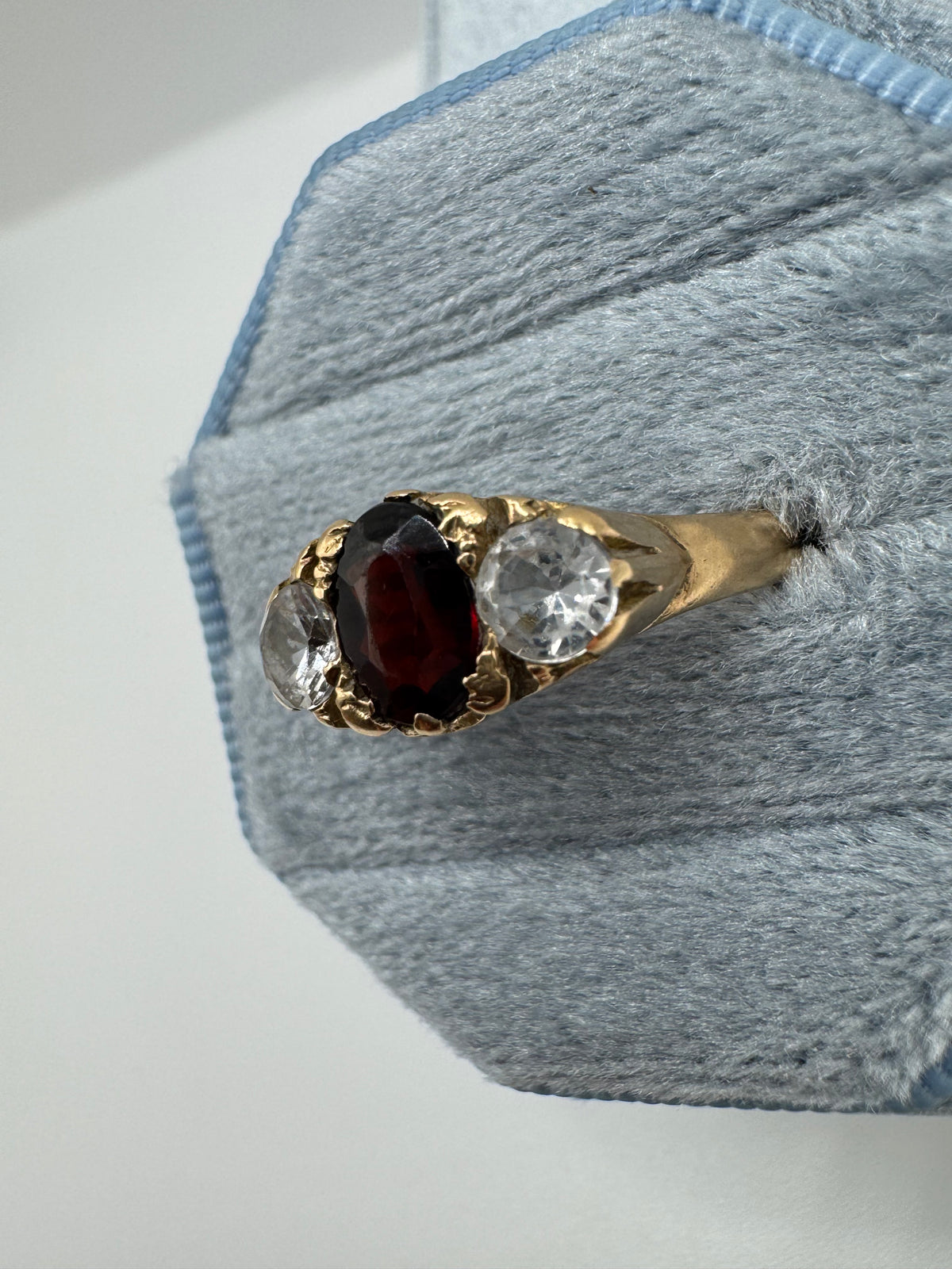 Vintage 9ct gold garnet and zircon ring
