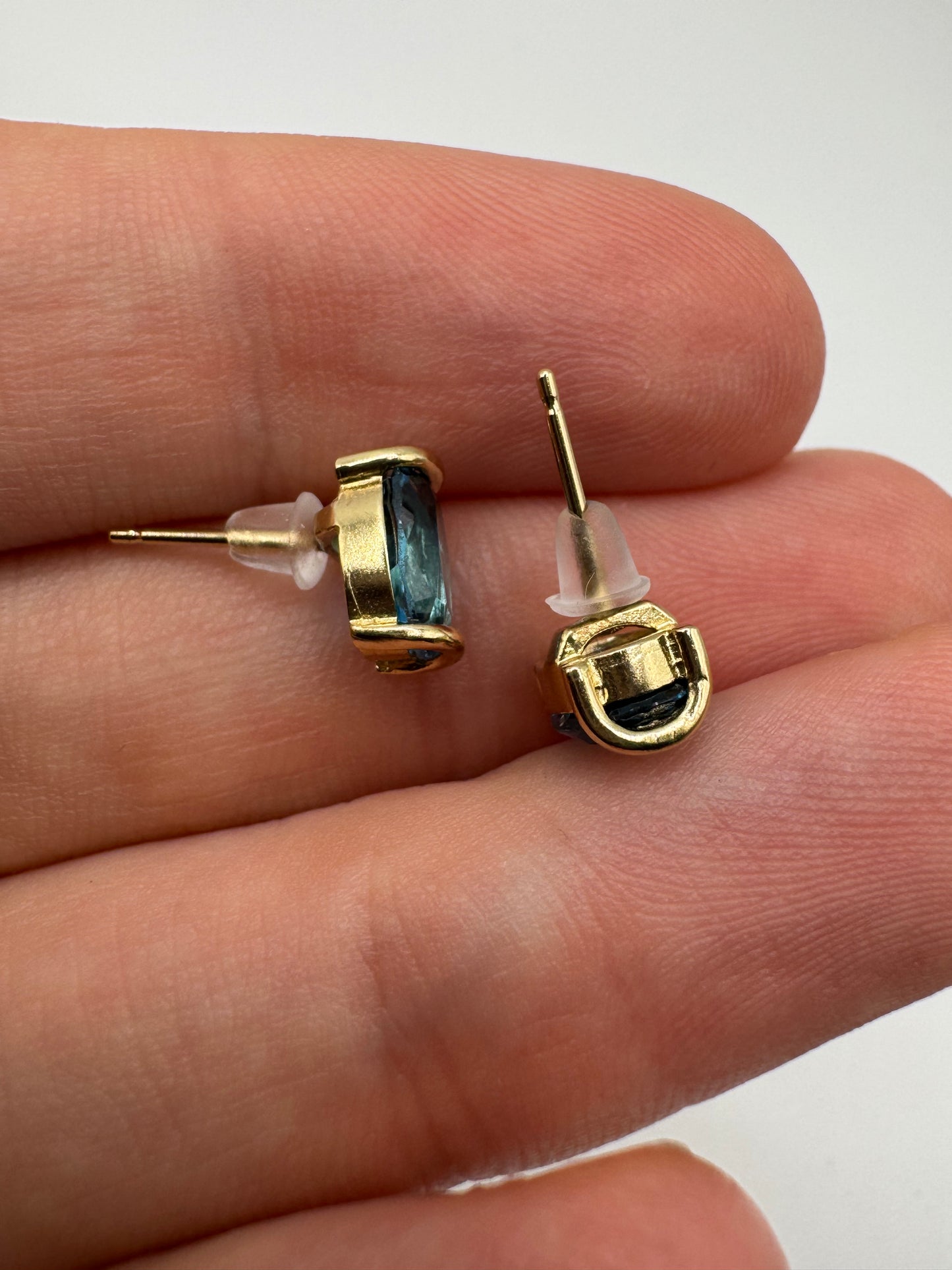 9ct gold topaz earrings