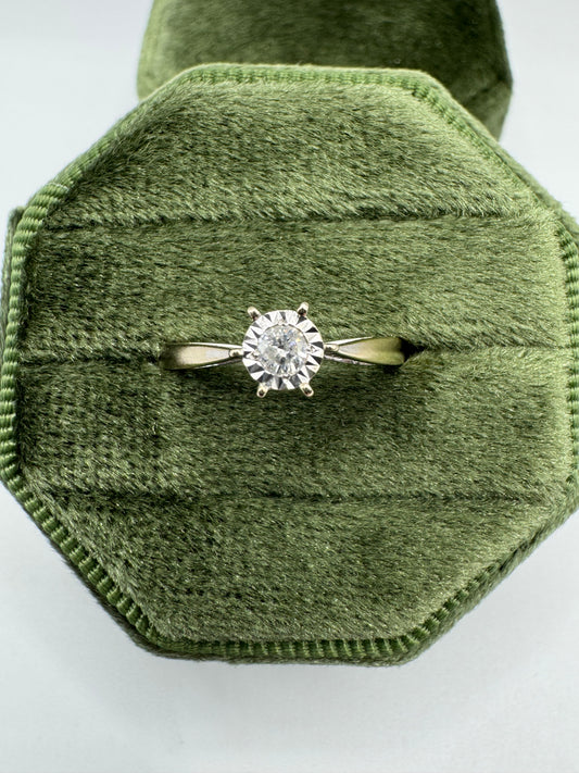 9ct gold 10 point diamond ring