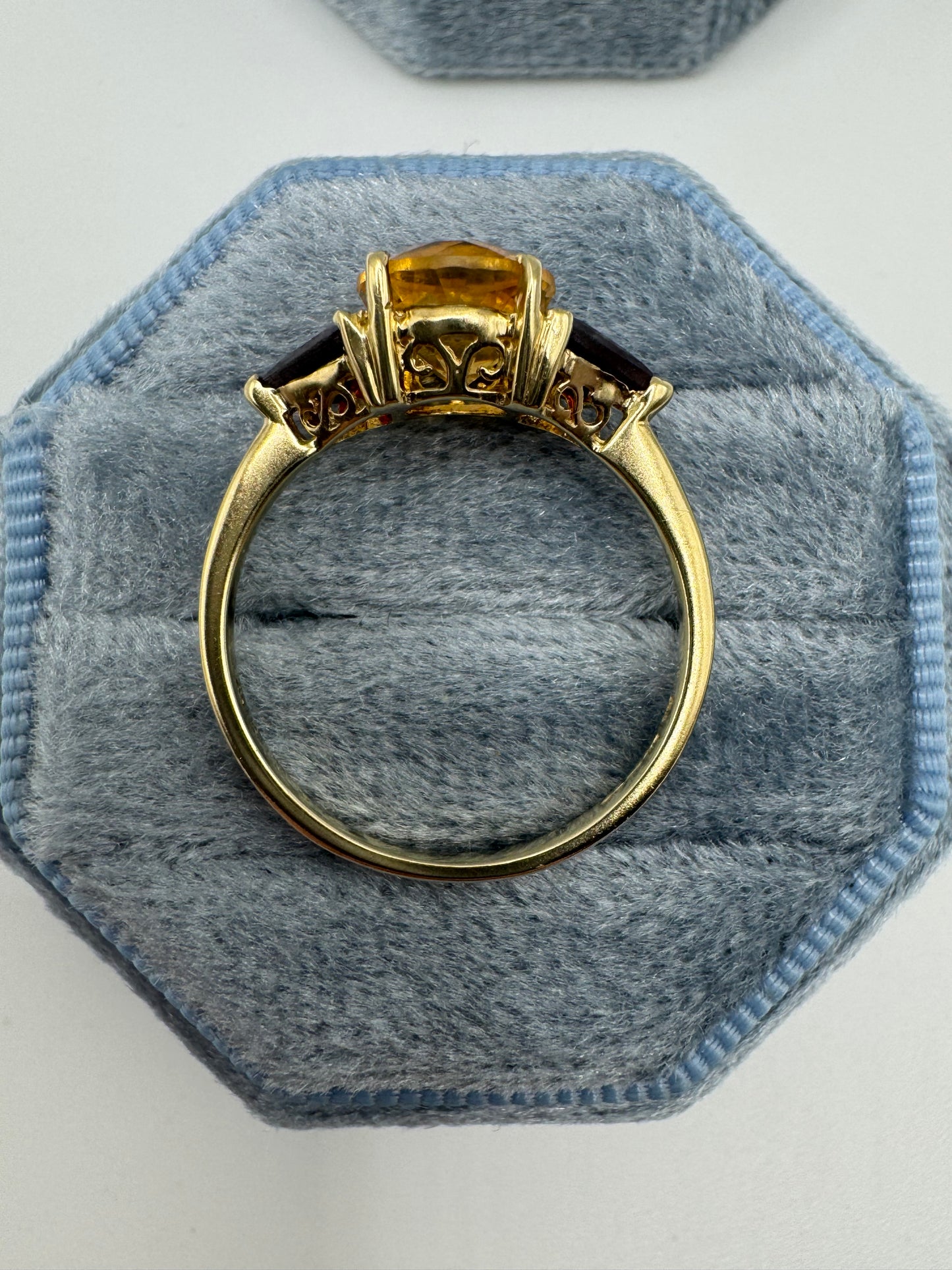 9ct gold citrine and garnet ring