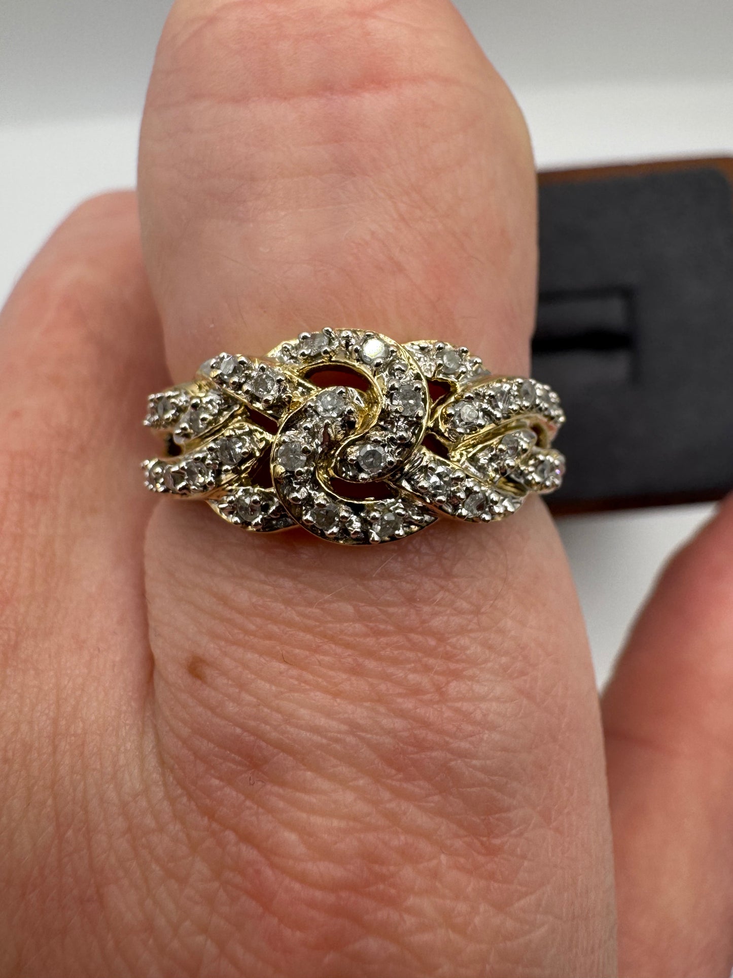 9ct gold diamond knot ring