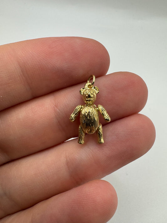 9ct gold moveable teddy bear pendant