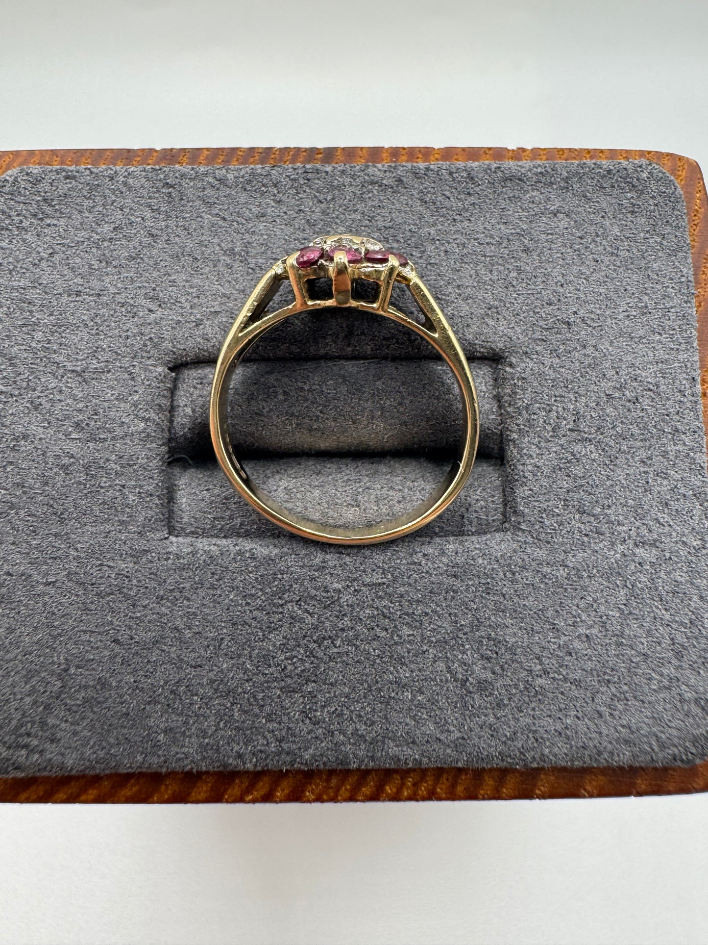 9ct gold ruby and diamond cluster ring