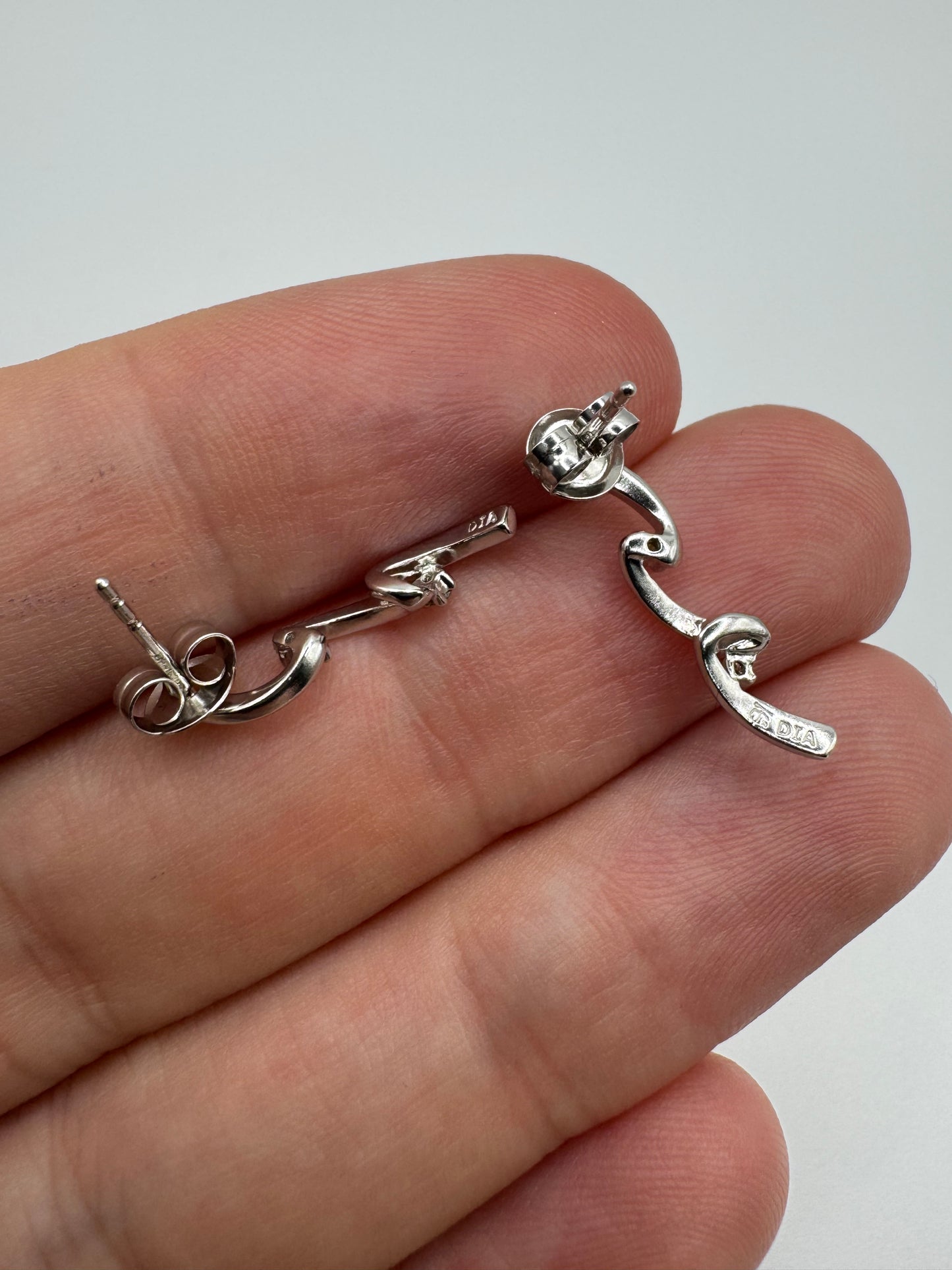 9ct white gold diamond earrings