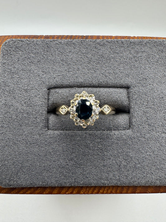 9ct gold sapphire and diamond ring