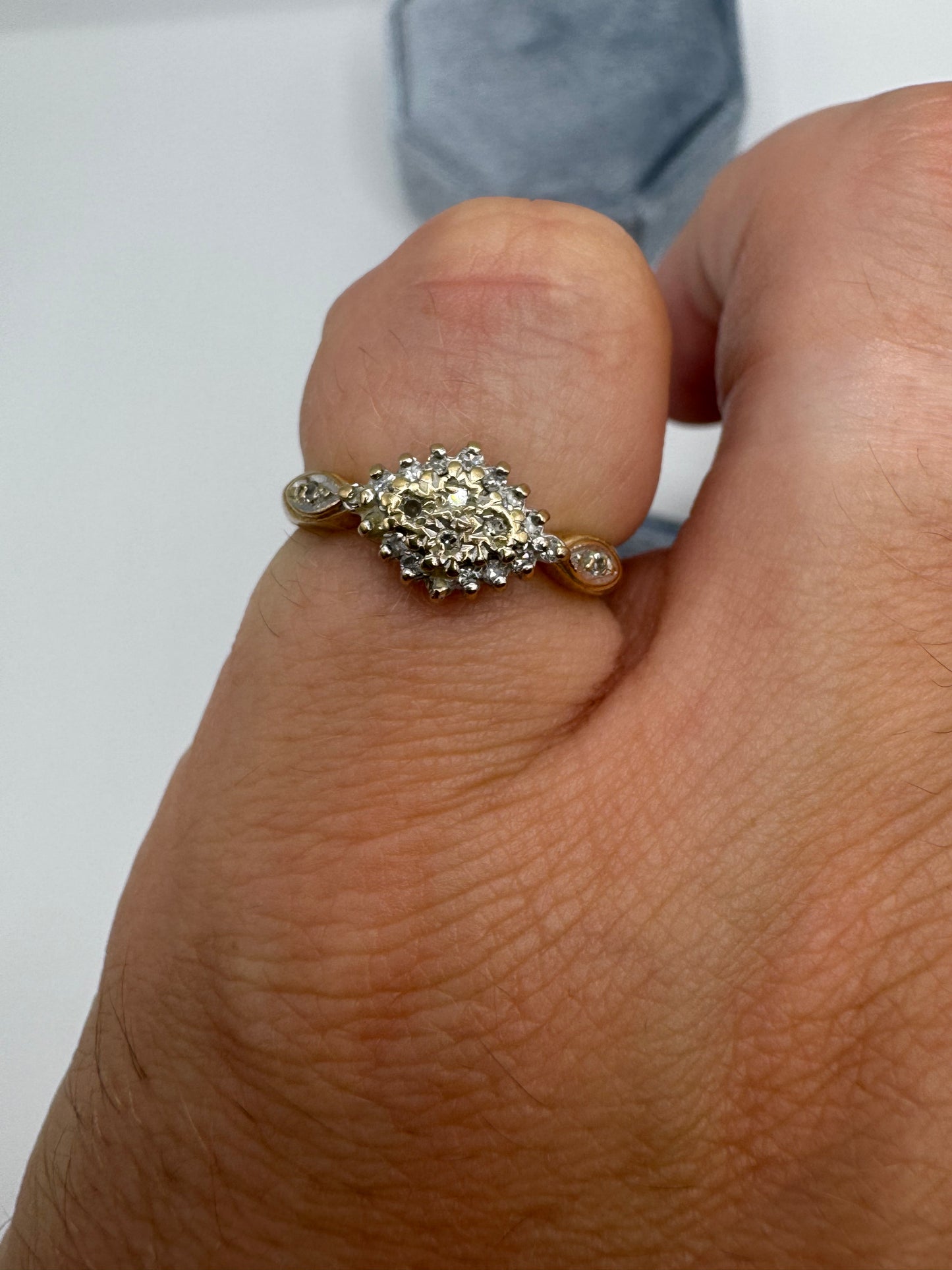 9ct gold 15 point diamond ring