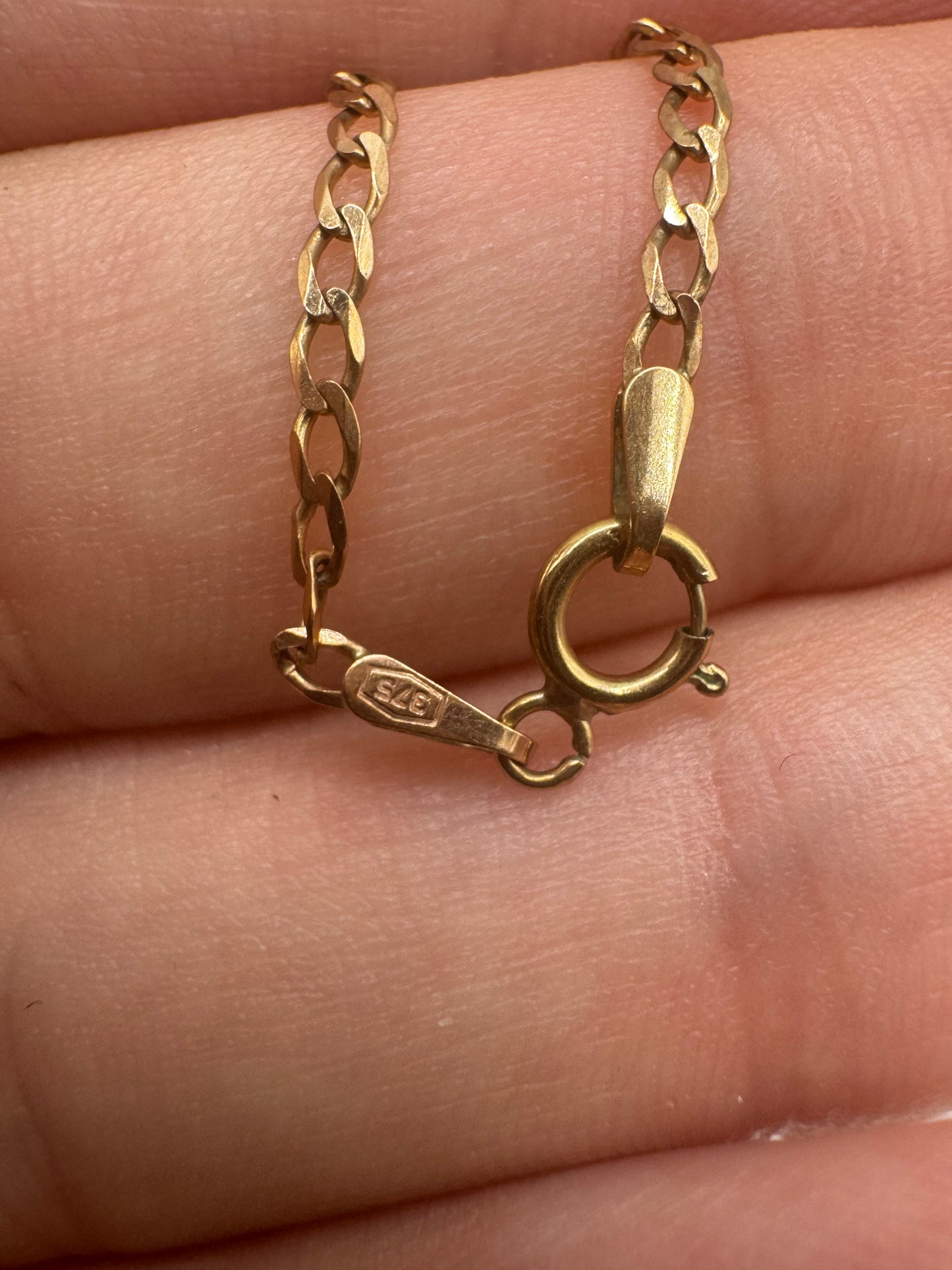 9ct gold chain 16