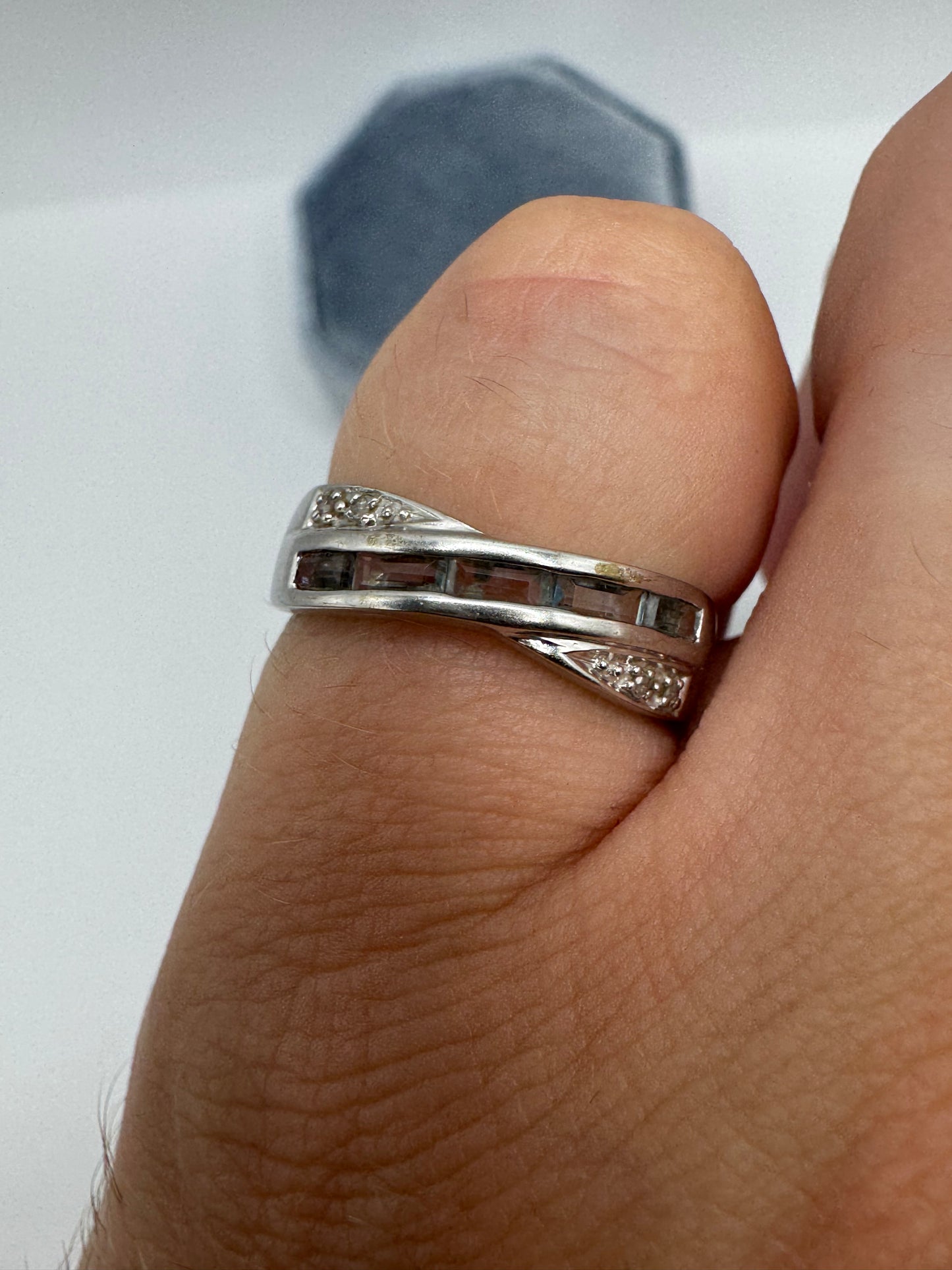 9ct white gold topaz and diamond ring