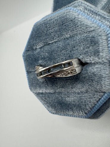 9ct white gold topaz and diamond ring