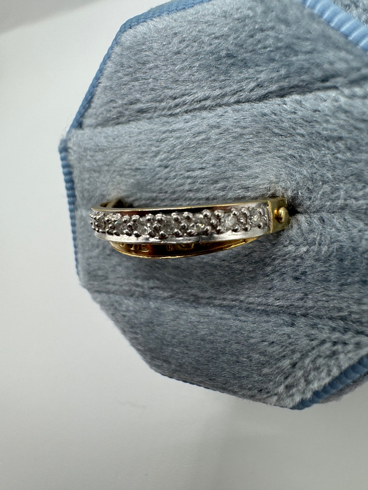9ct gold 10 point diamond “I LOVE YOU” ring