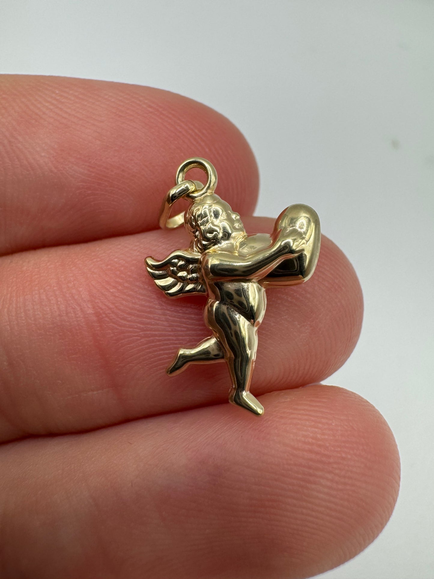 9ct gold cherub charm