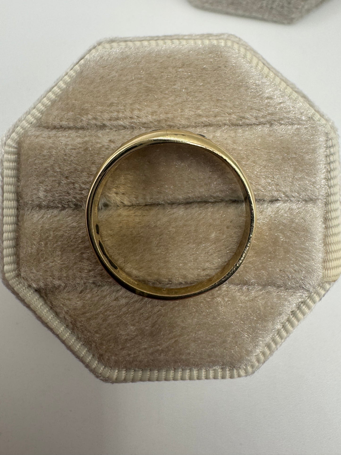 9ct gold topaz gypsy ring