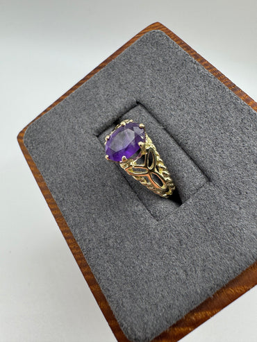 9ct gold amethyst ring