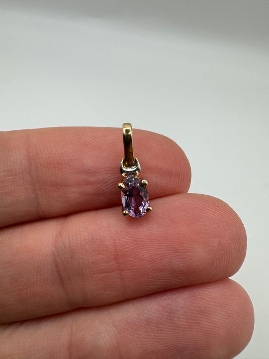 9ct gold amethyst pendant