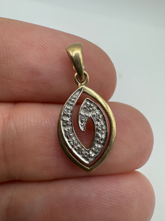 9ct gold diamond pendant