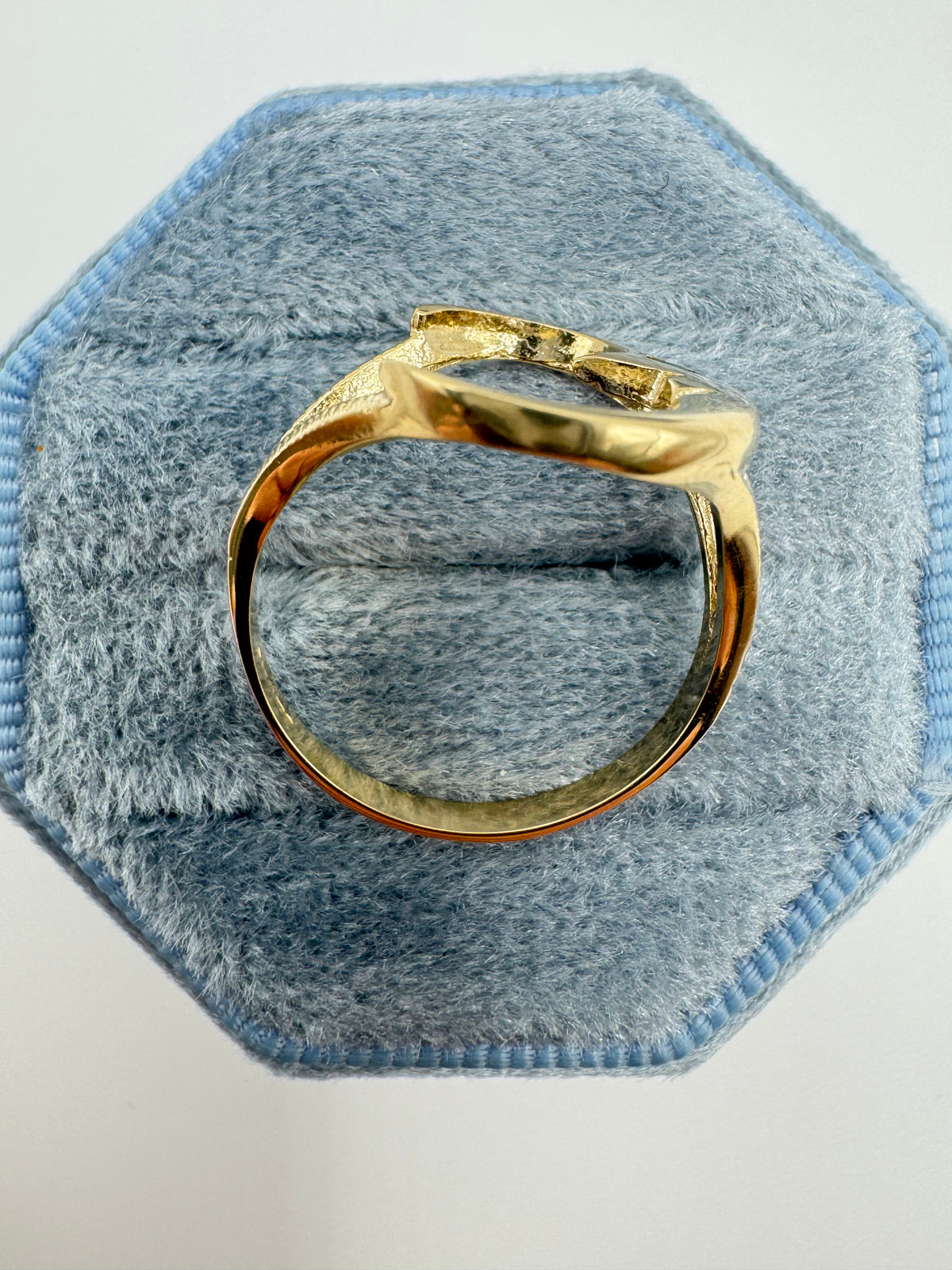 9ct gold emerald moon ring