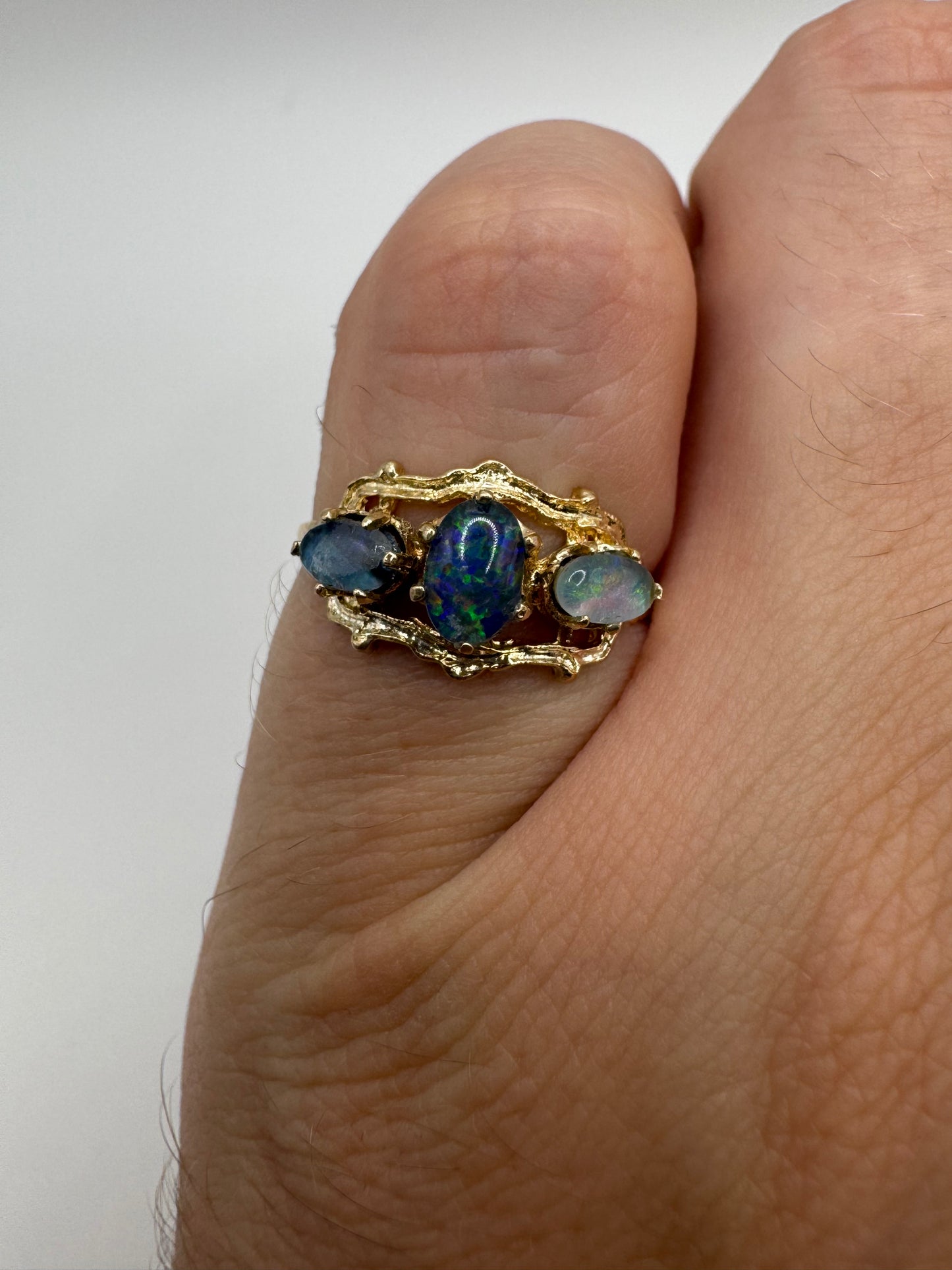 9ct gold black opal triplet ring