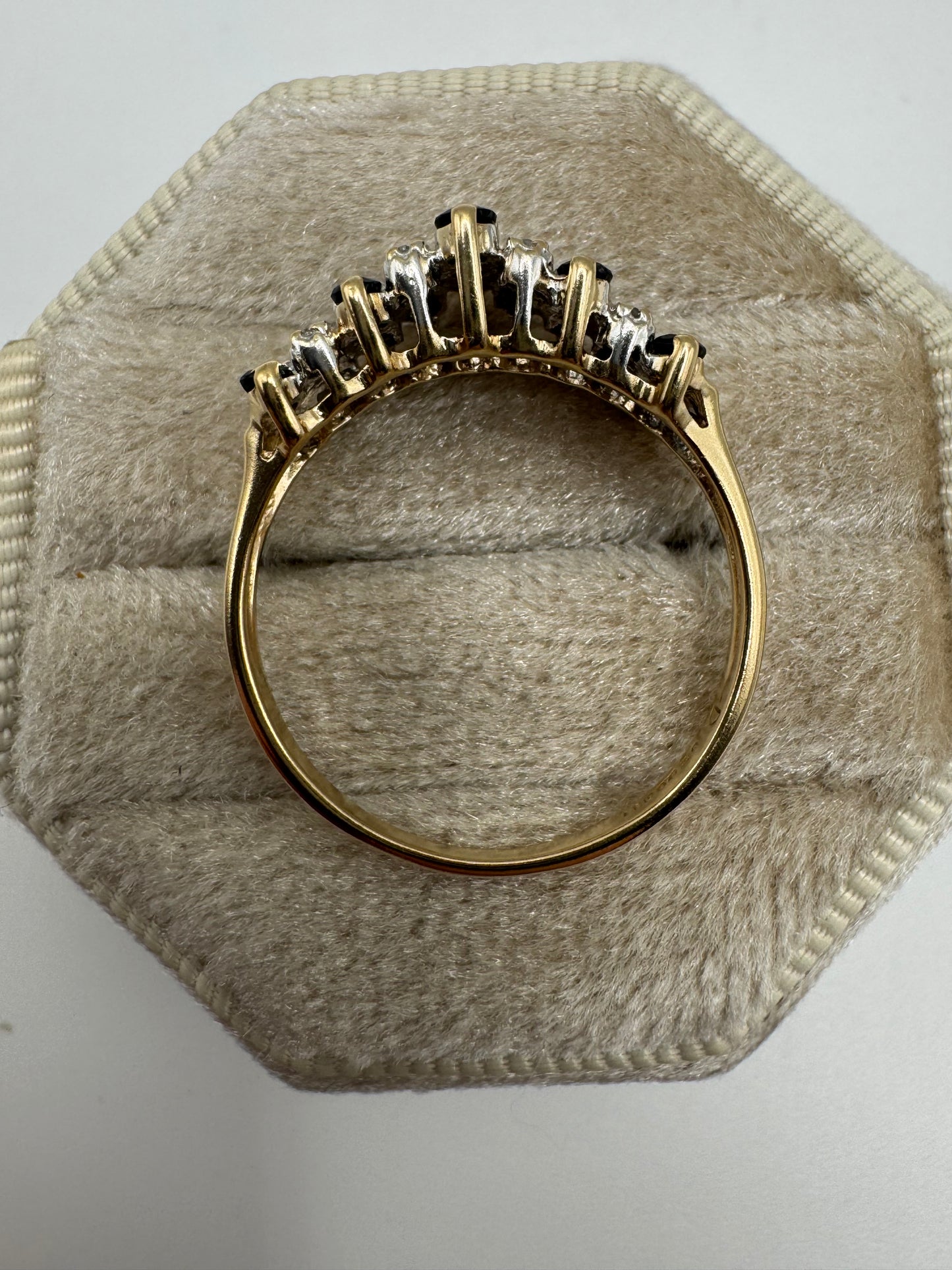 9ct gold sapphire and diamond ring