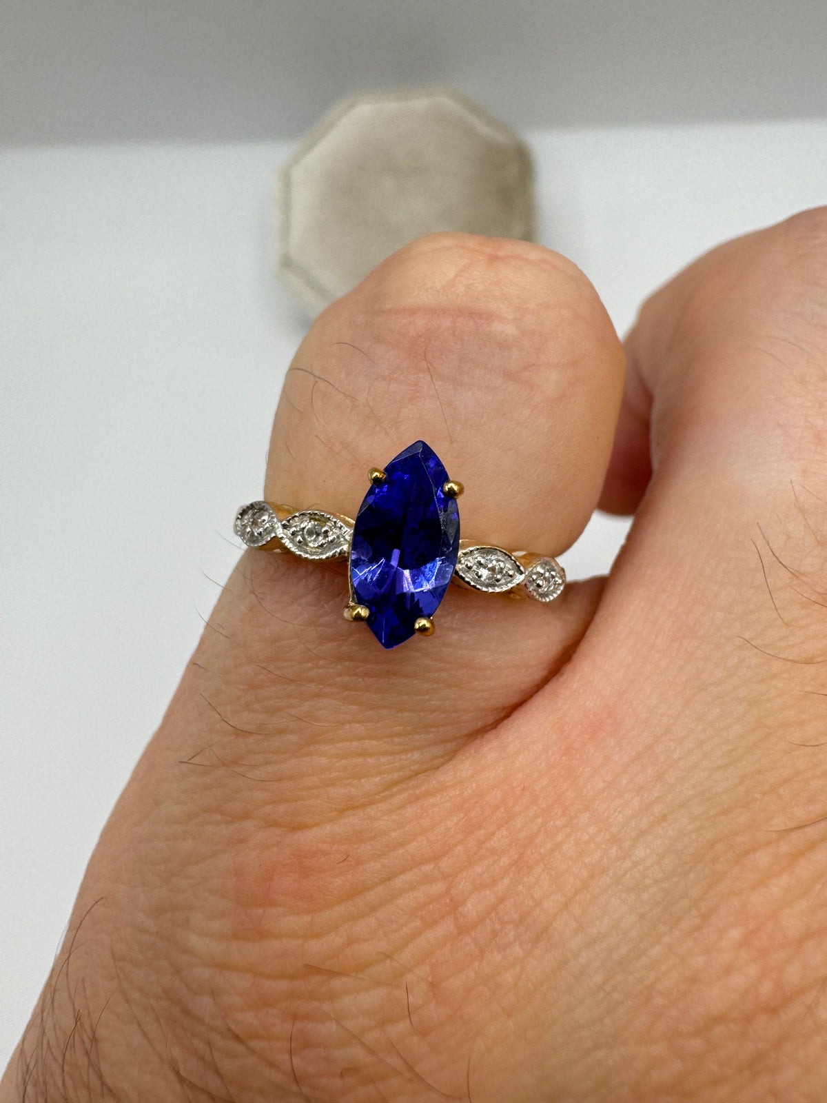 9ct gold tanzanite and zircon ring