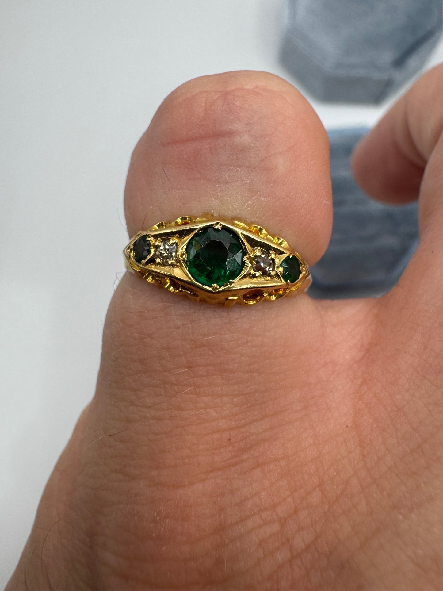 Antique 18ct gold tourmaline and diamond ring