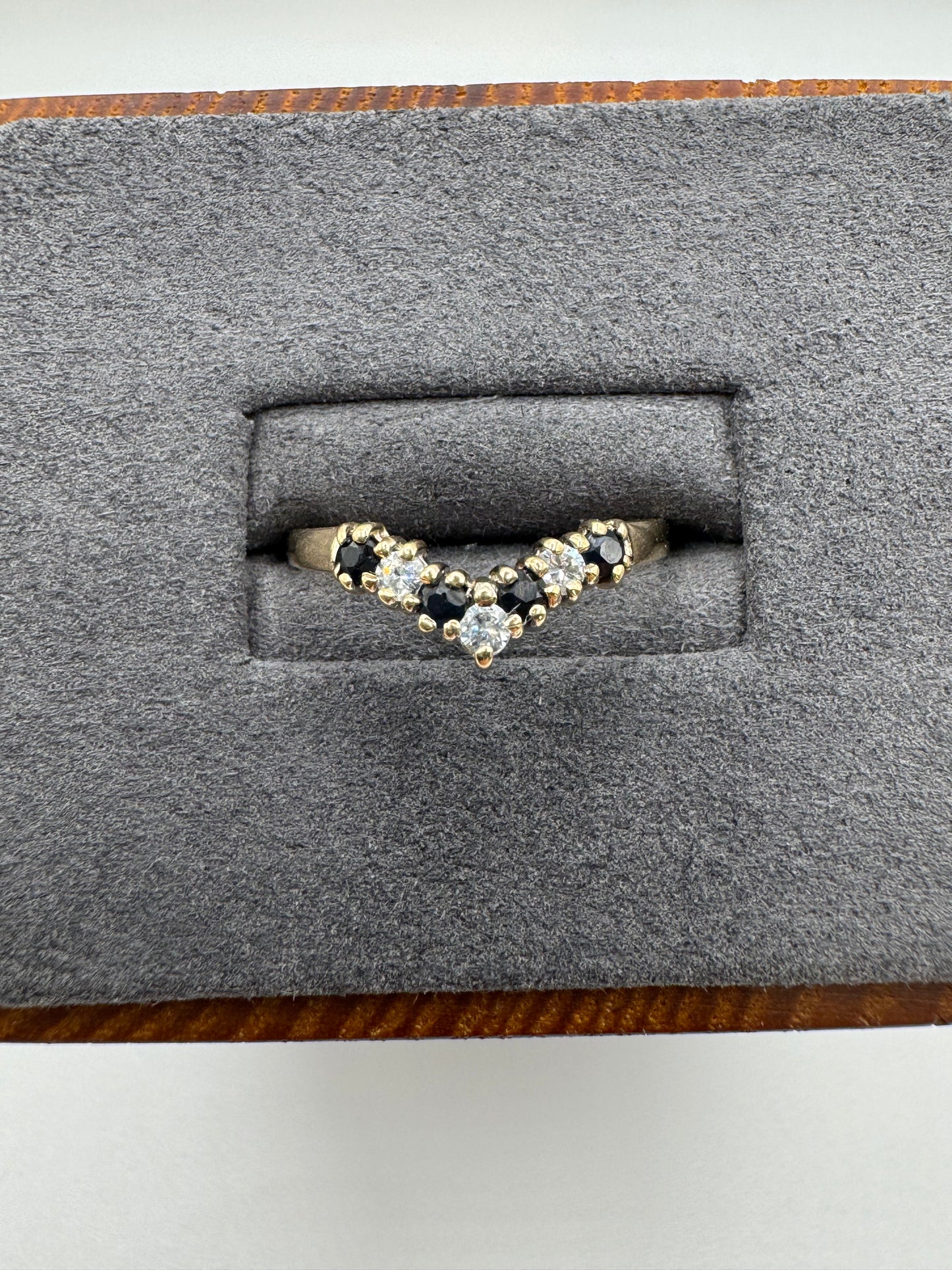 9ct gold sapphire and cz wishbone ring