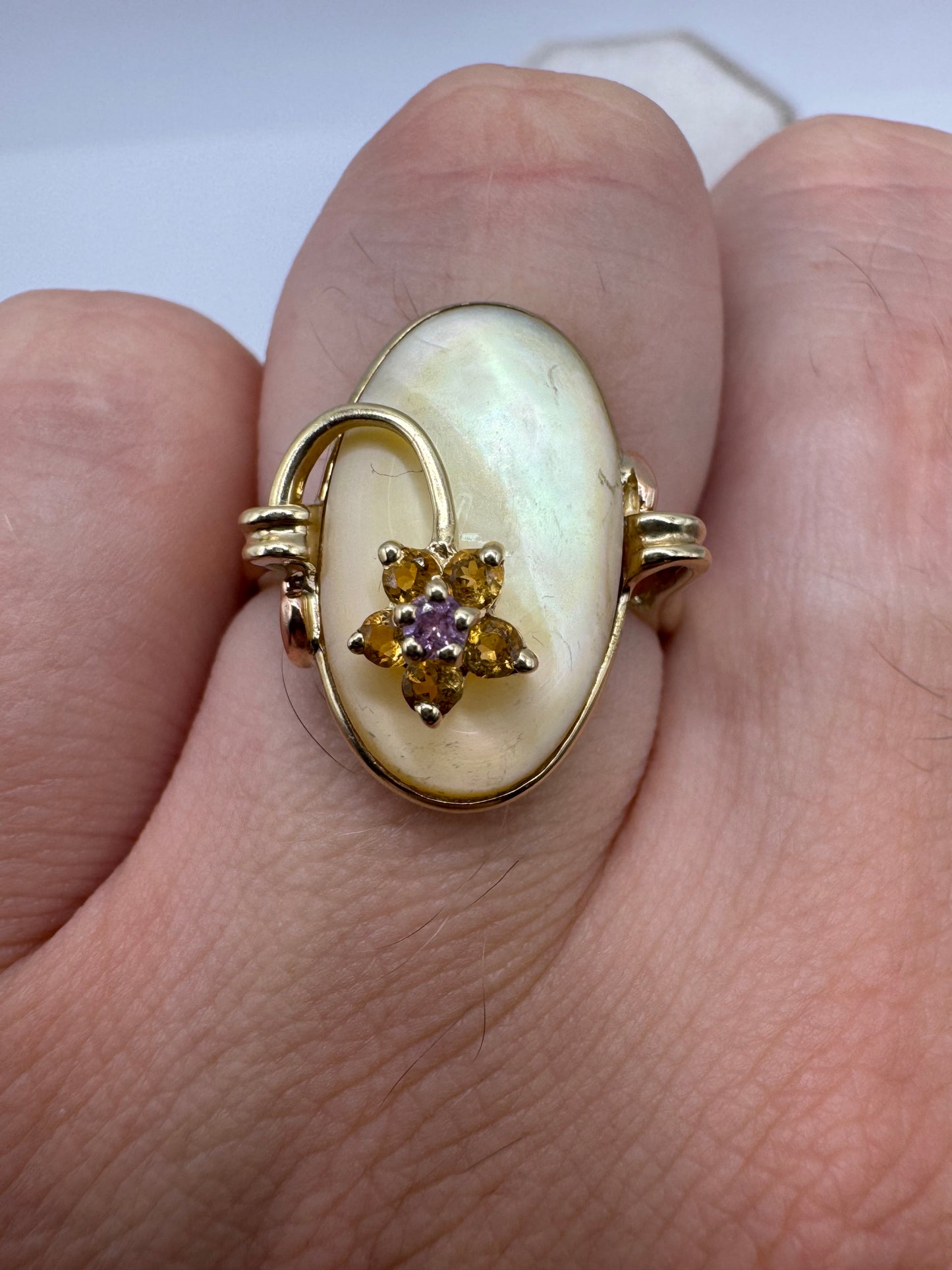 9ct gold mother of pearl, citrine and pink sapphire ring