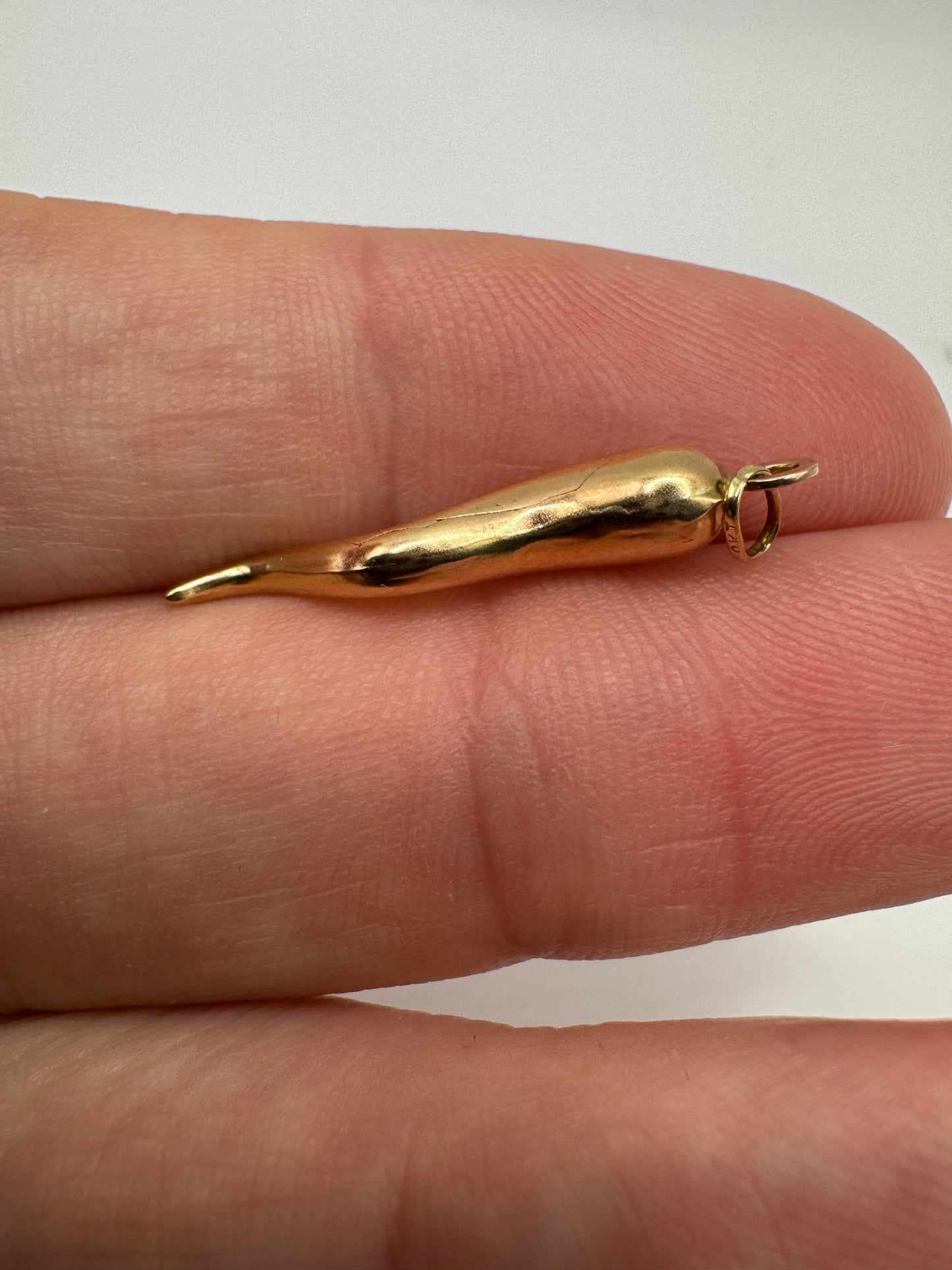 9ct gold horn of plenty charm