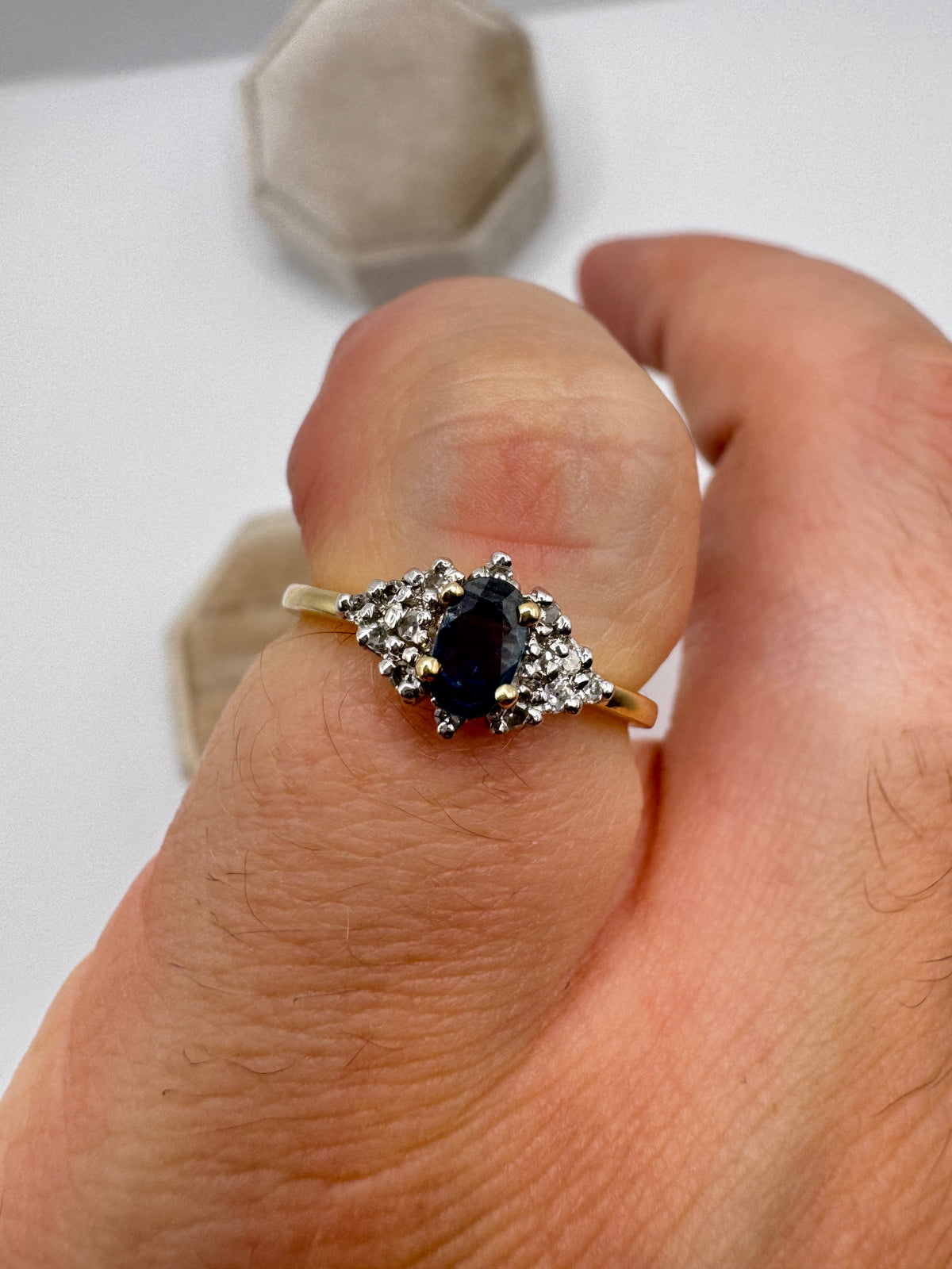 9ct gold sapphire and diamond ring