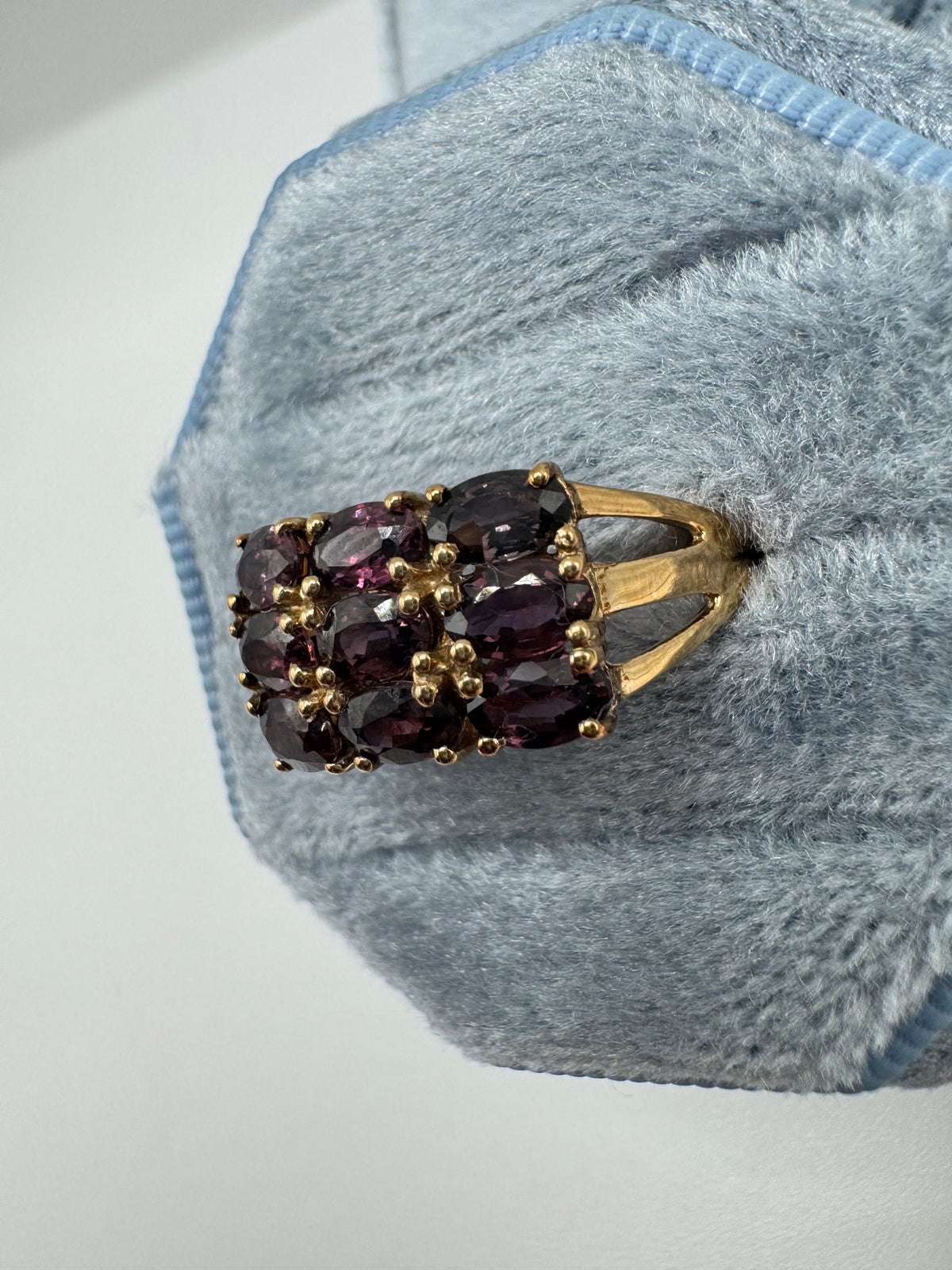 9ct gold sapphire cluster ring