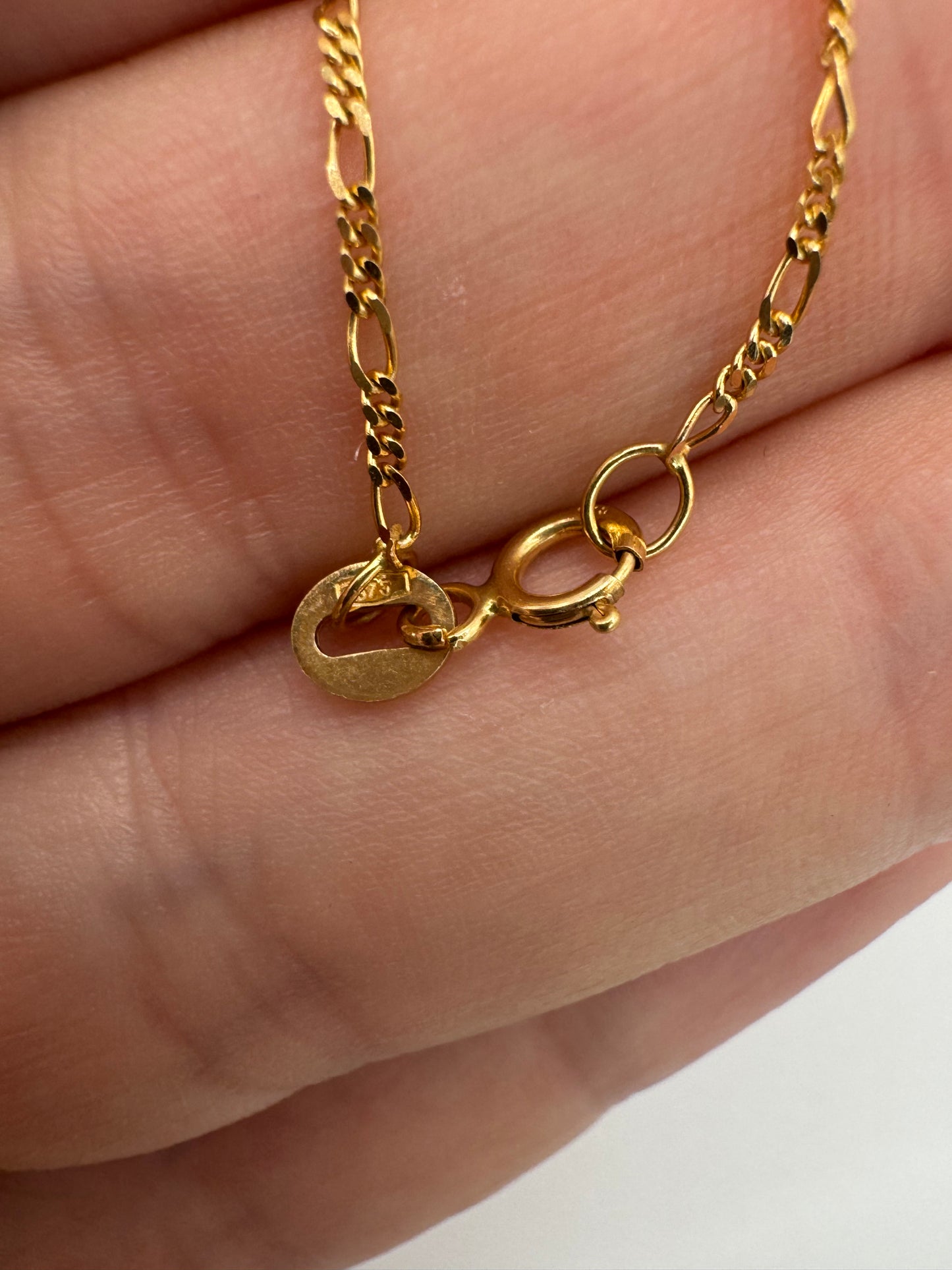 9ct gold figaro chain 25