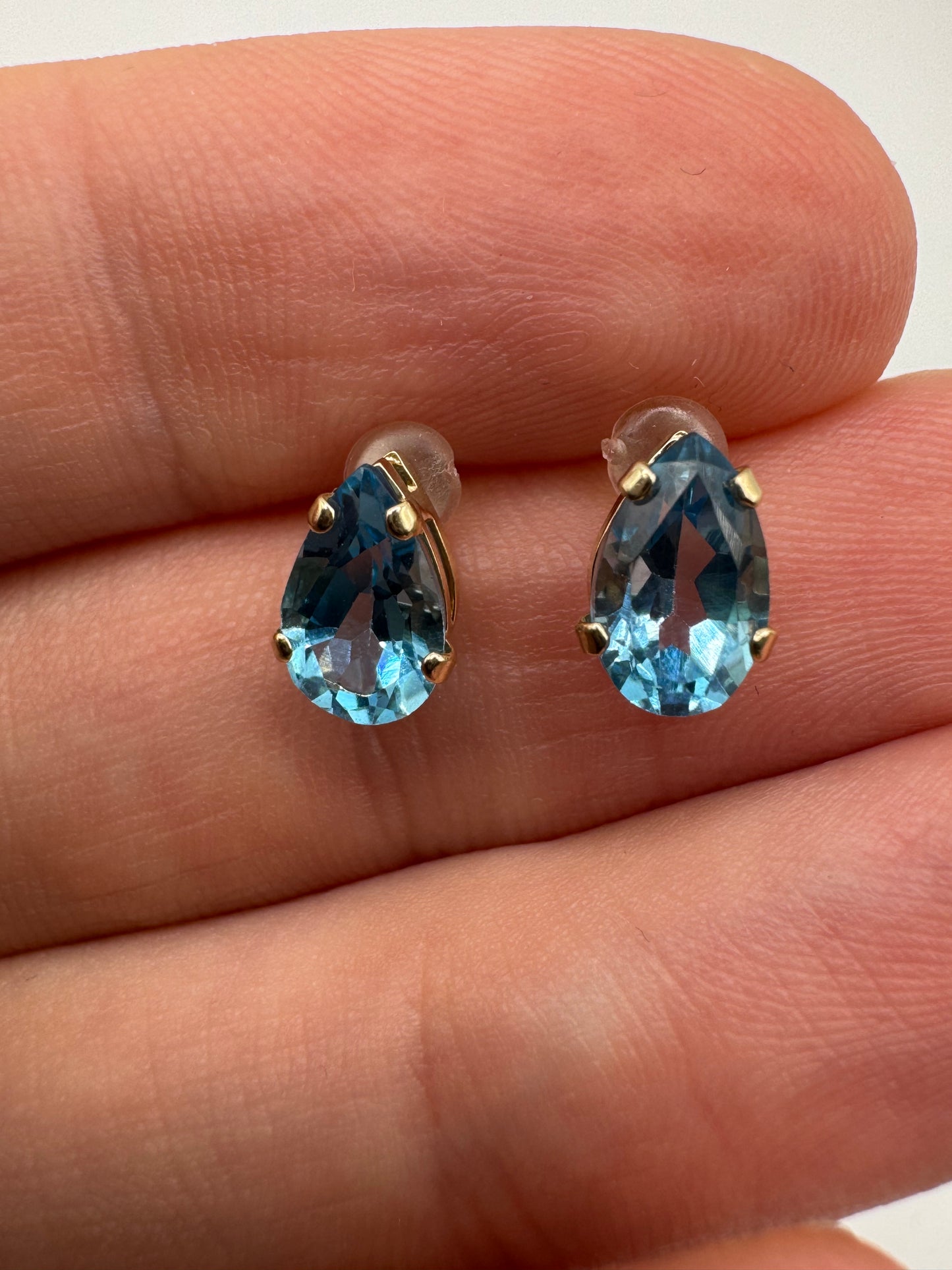 9ct gold topaz earrings
