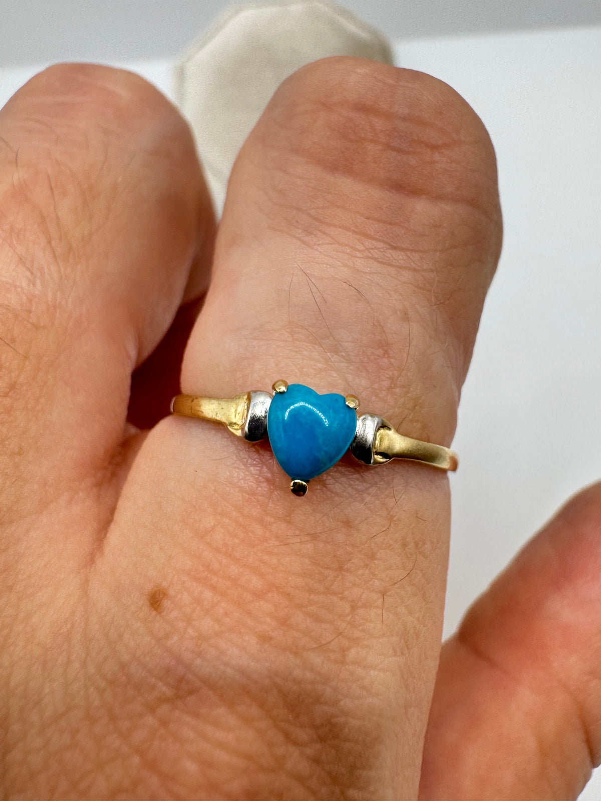 9ct two-tone gold turquoise heart ring
