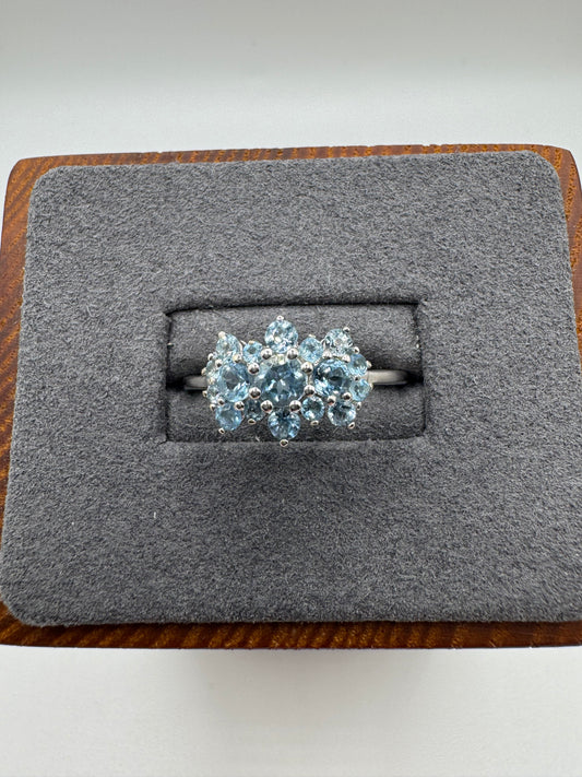 9ct white gold topaz cluster ring