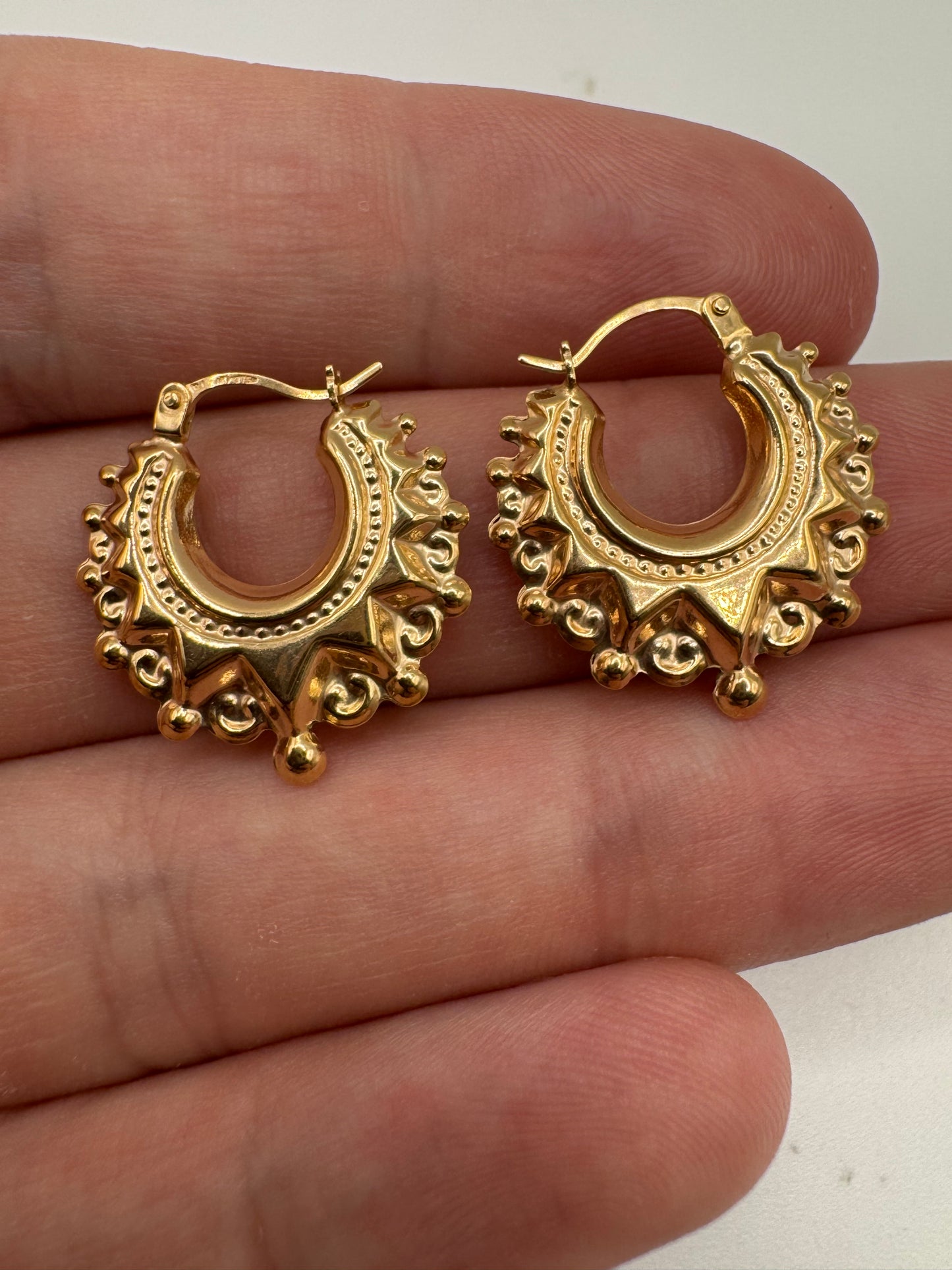 9ct gold spike creole earrings