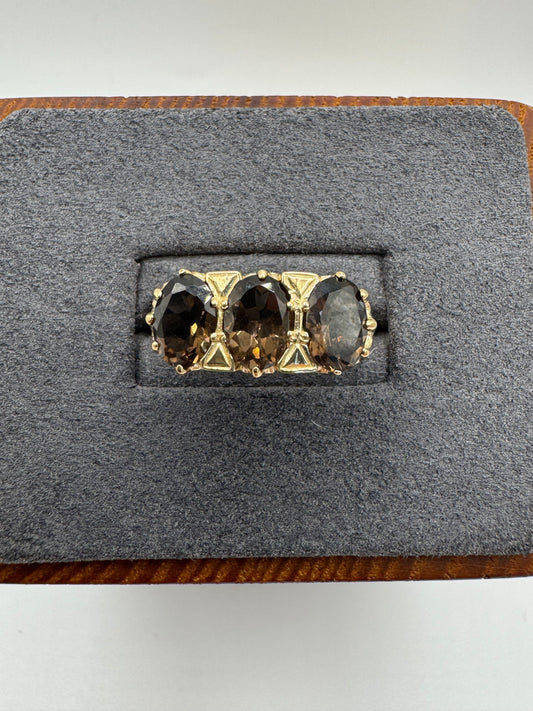9ct gold Smokey quartz ring