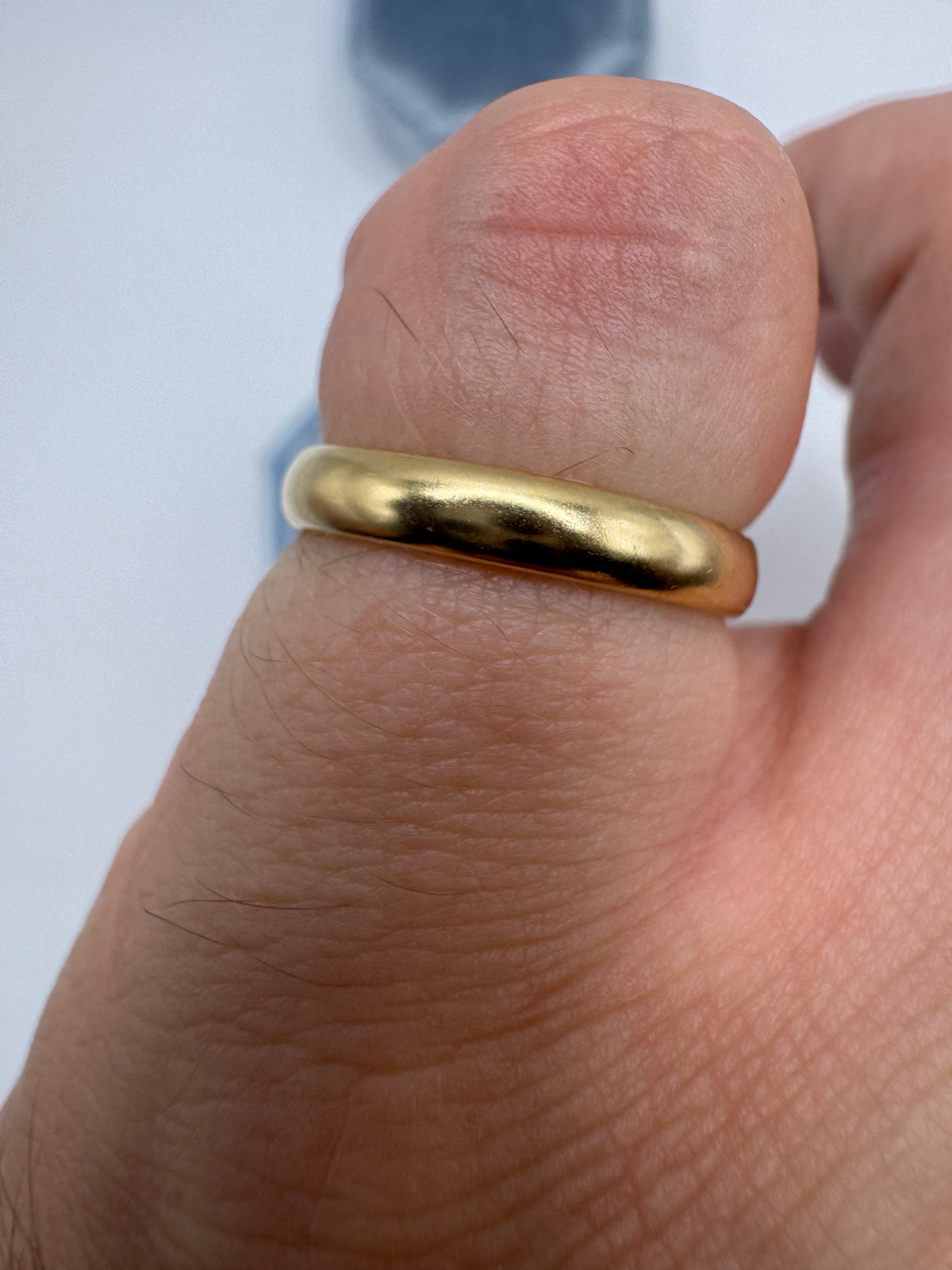 9ct gold band