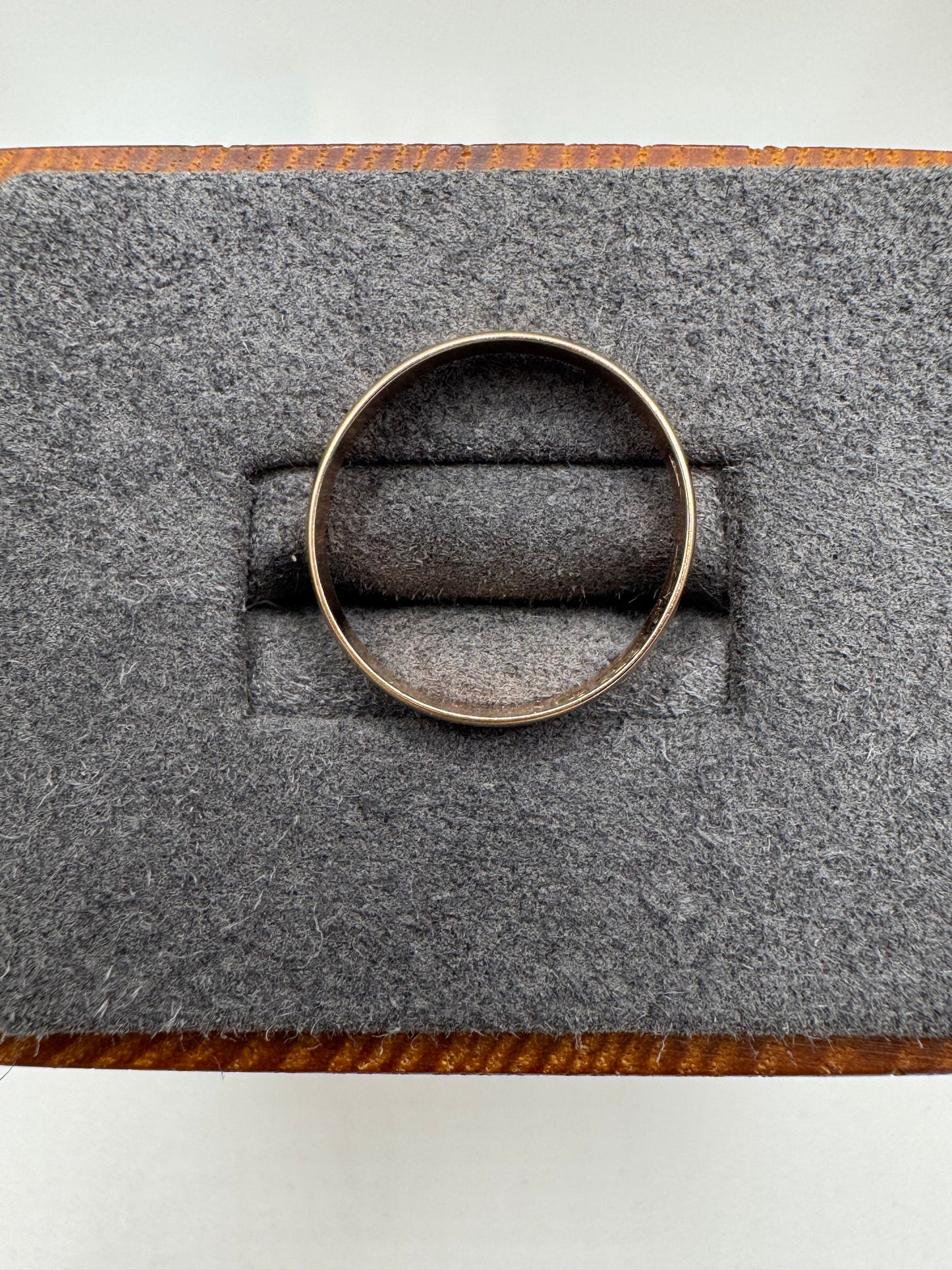 9ct rose gold wedding style ring